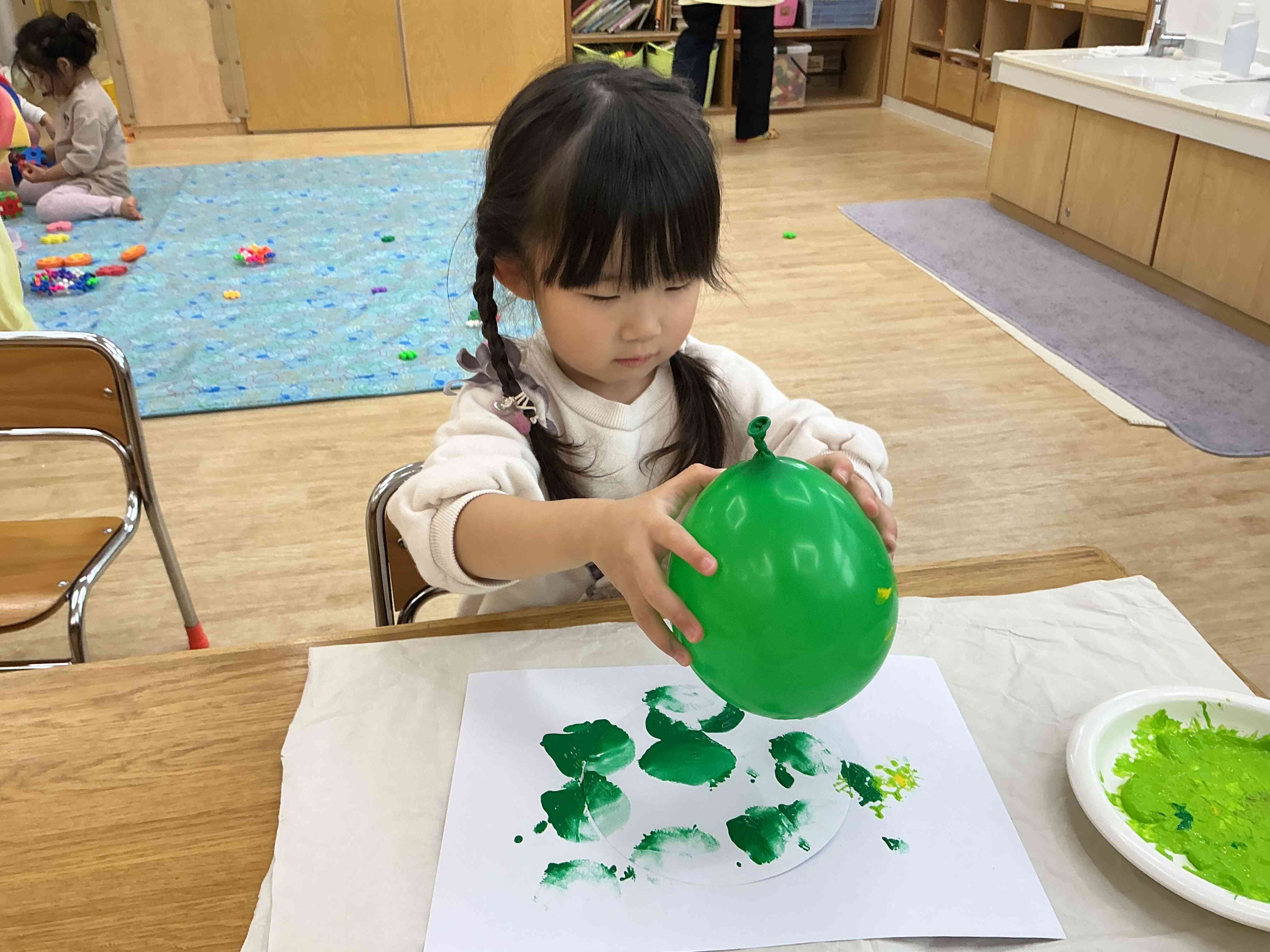 12月の製作(りす組 2歳児)