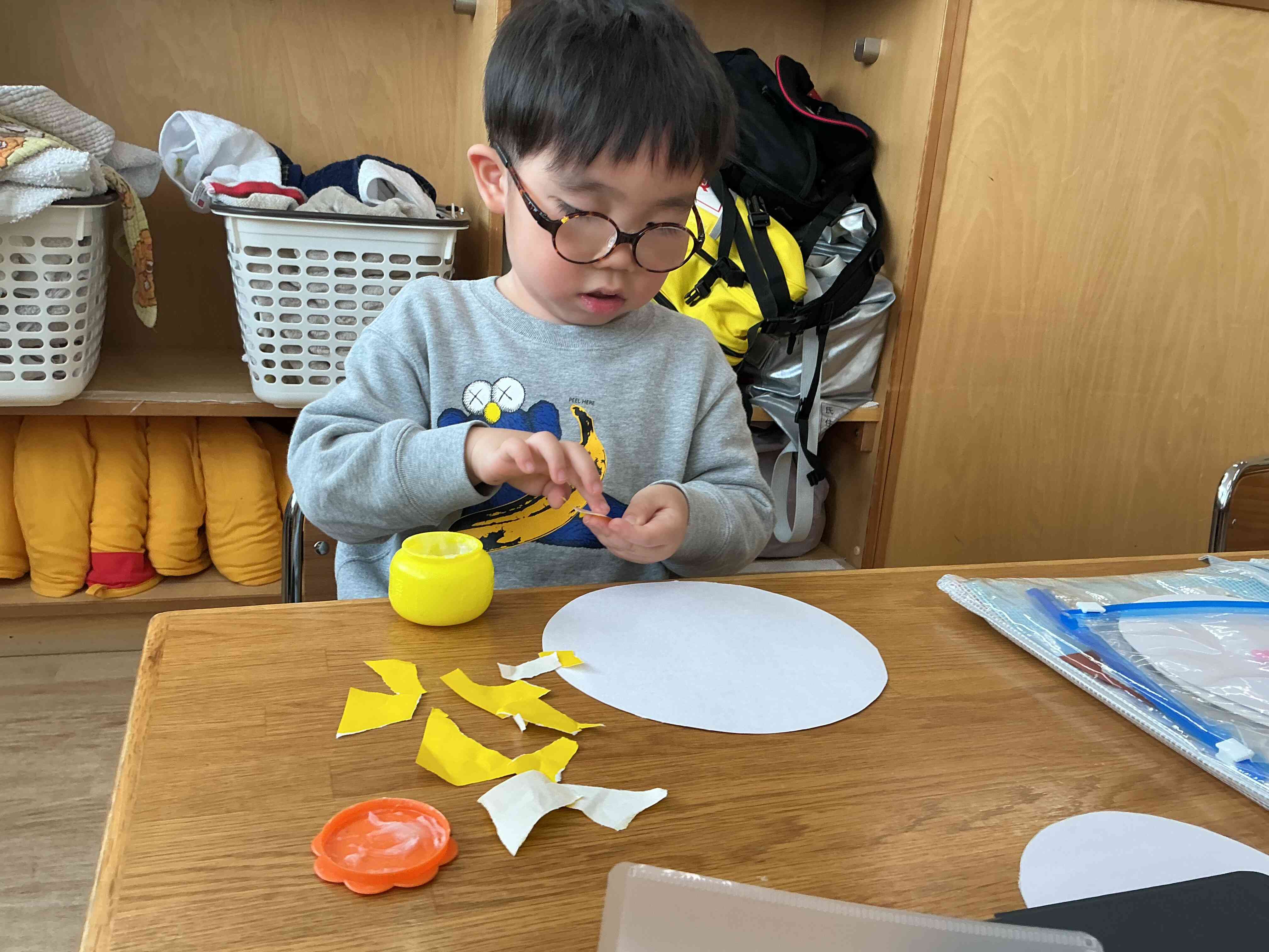 ちぎってペタペタ