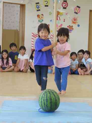 すいかわり（以上児組　3・4・5歳児）