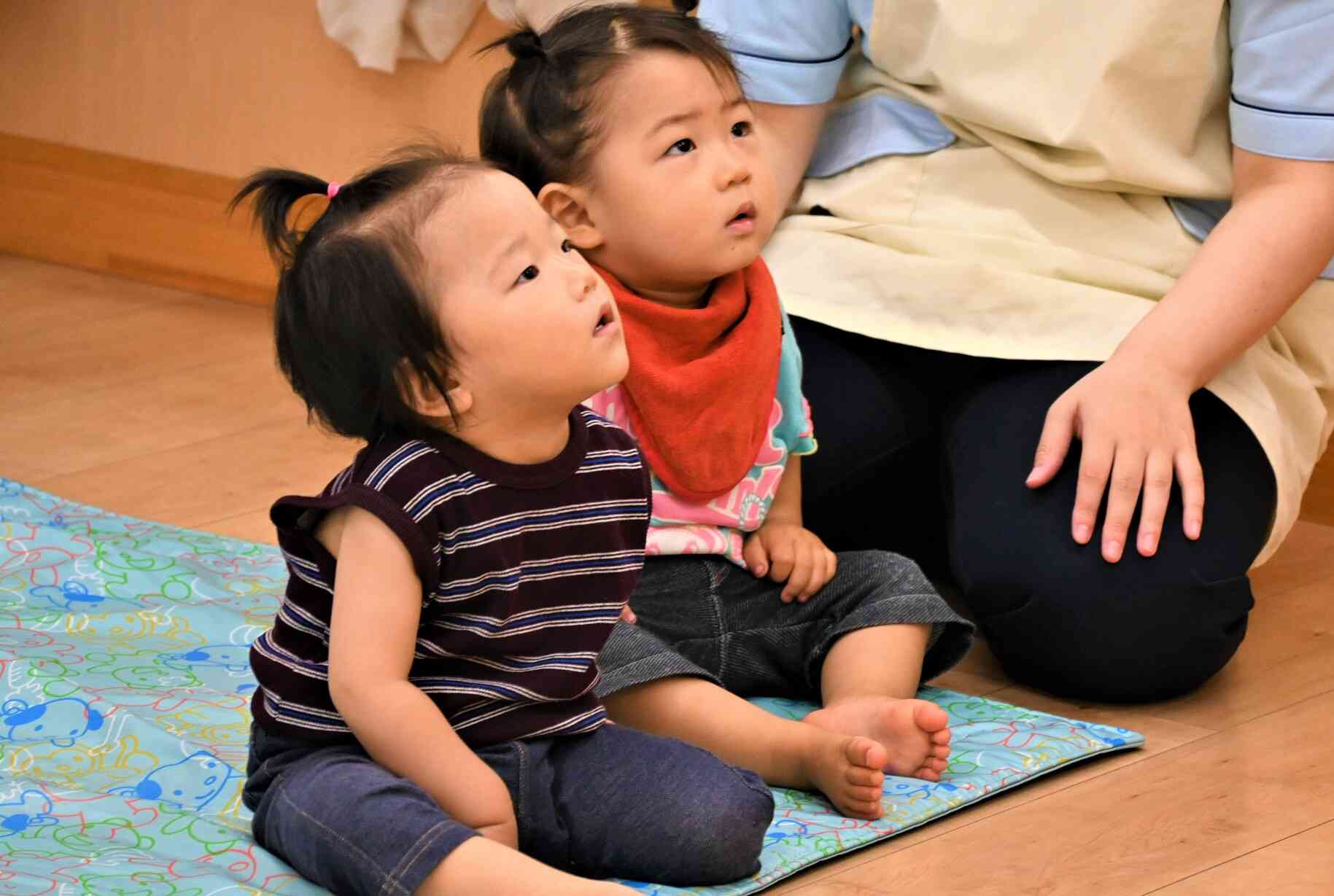 ひよこぐみさんも一生懸命聞いていました☆