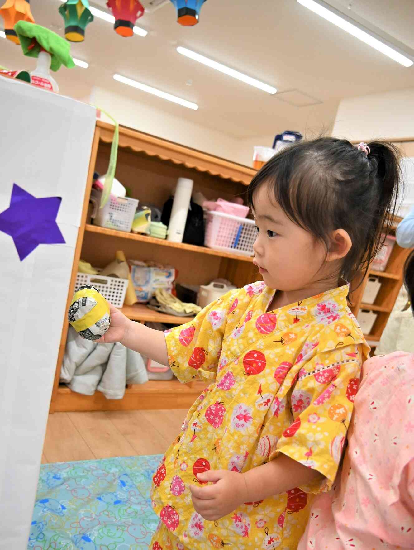 ボール入れ☆