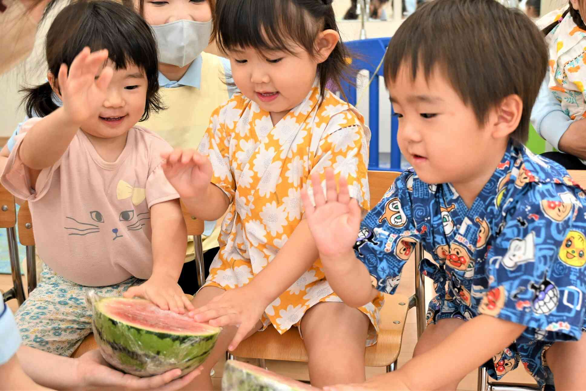 気分があがって太鼓みたいにポンポン☆