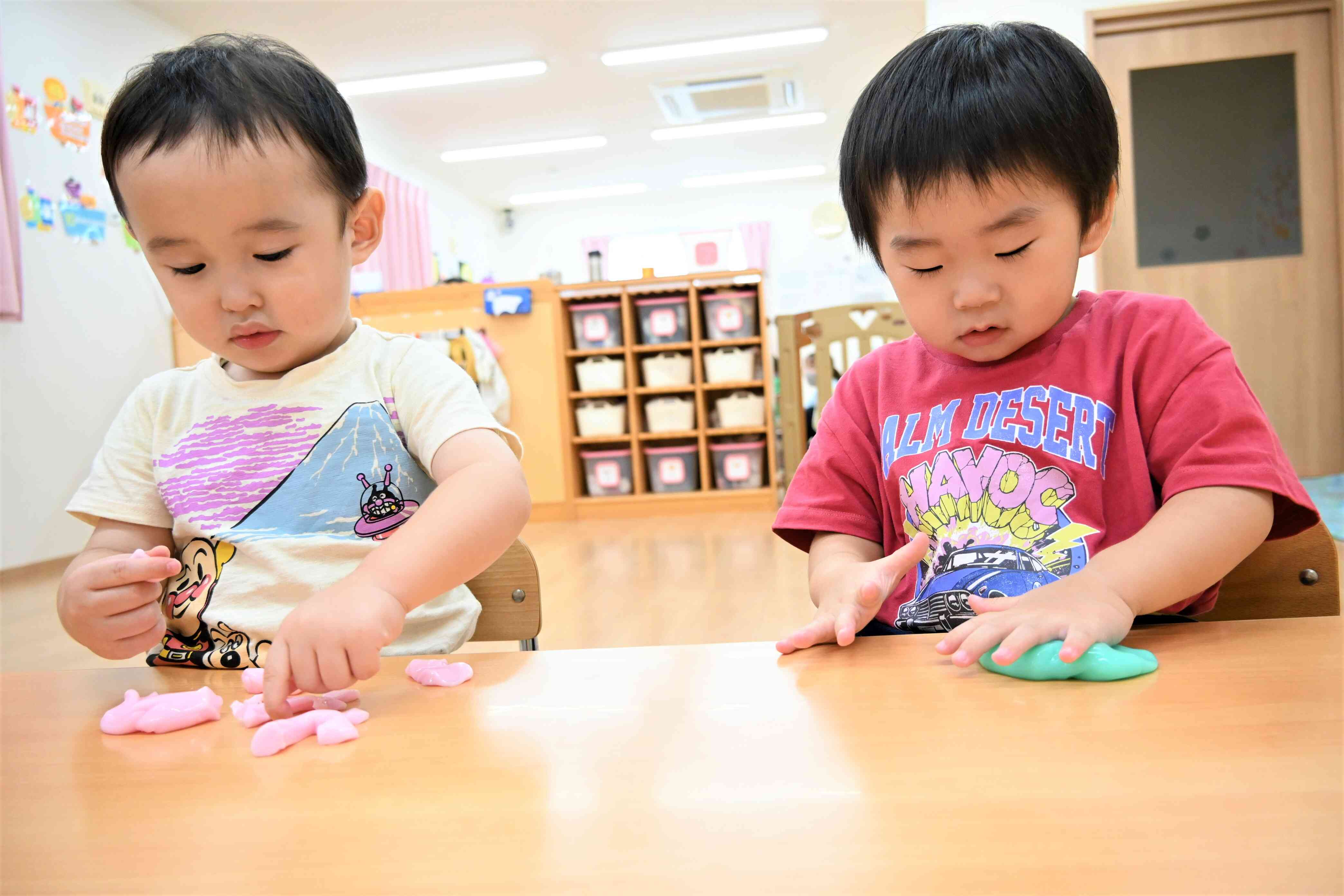 感触あそび☆あひるぐみ