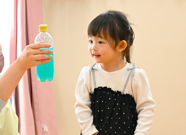 透明だった水が緑になっちゃた！