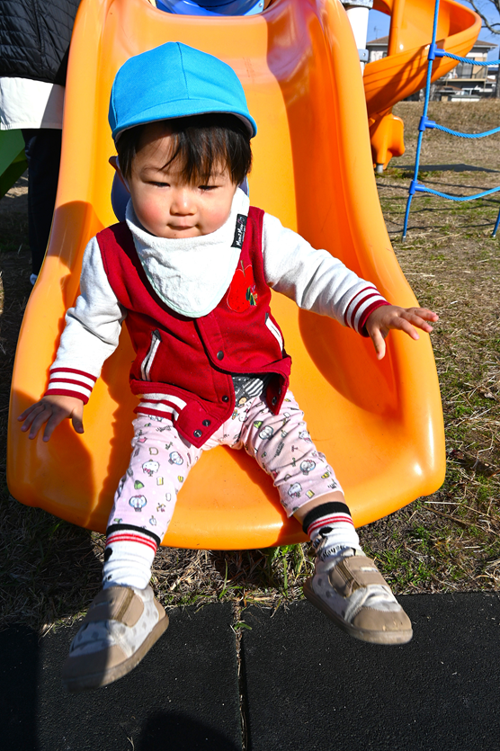 大好きなすべり台♪