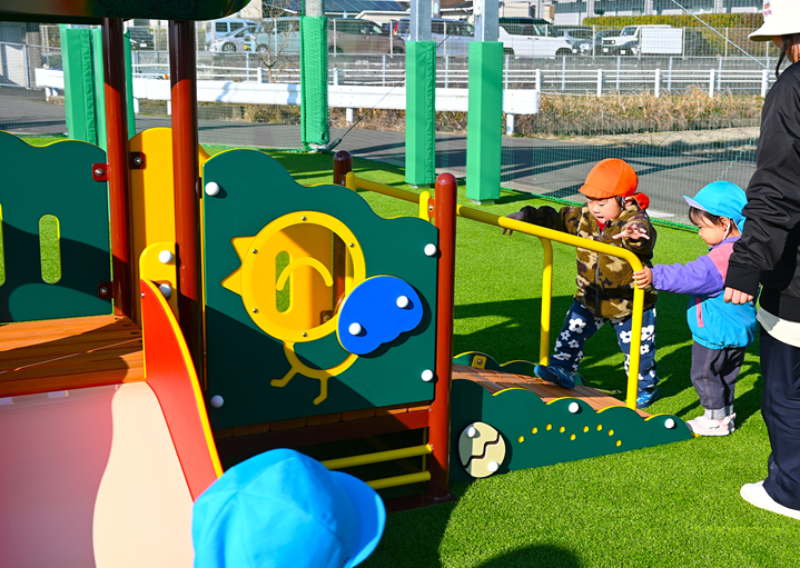 初☆園庭で遊びました♪