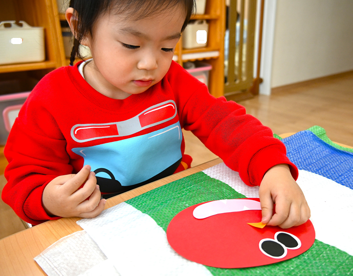 お鼻はここにしようかな…