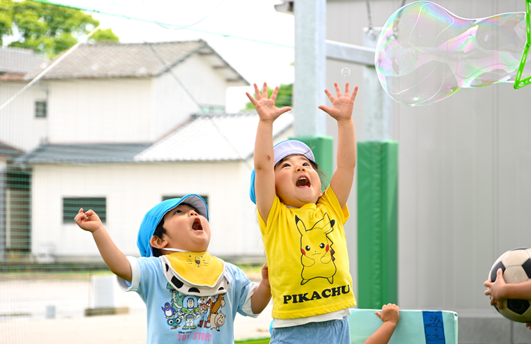 園庭で遊びました♪