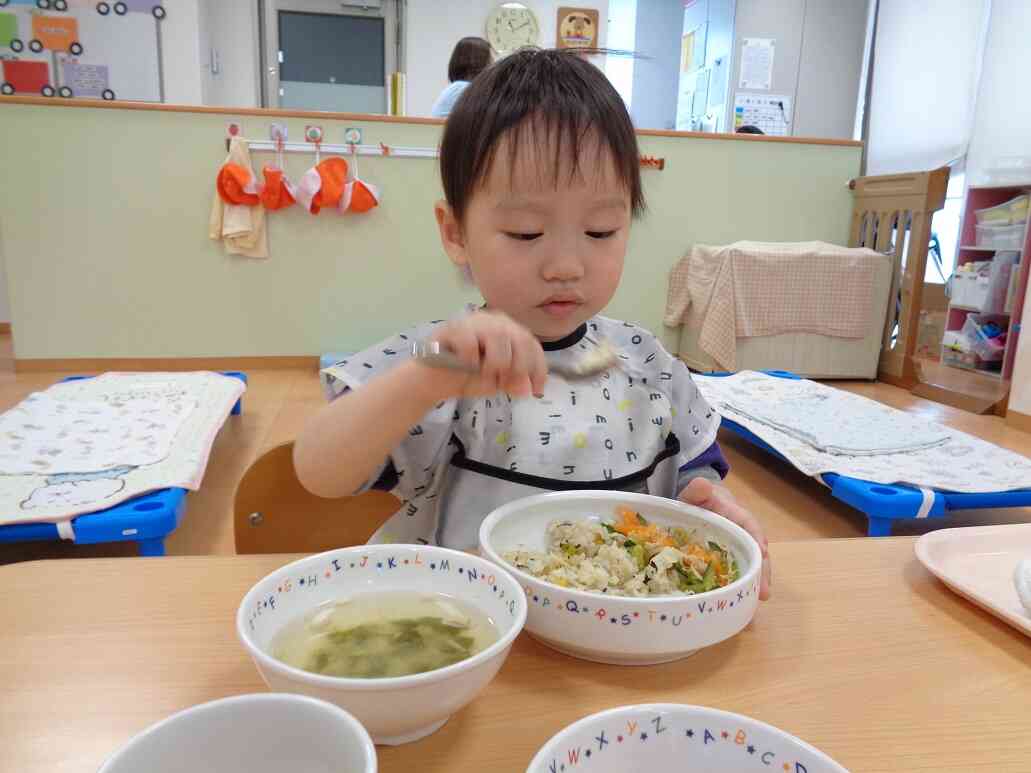 お給食にもキャベツが出てきたよ♪