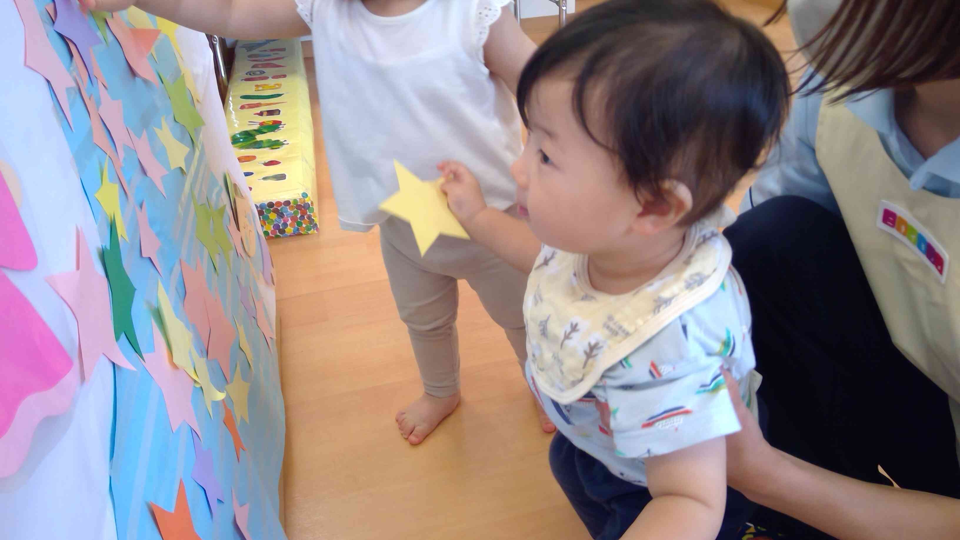 どこに貼ろうかな？