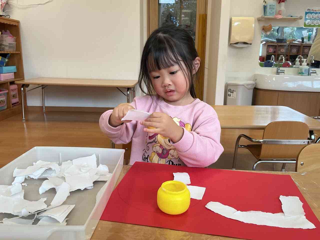 指をピーン！！