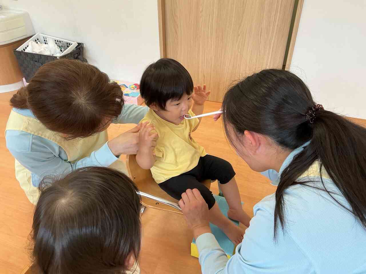歯医者さんが来てくれるって♪