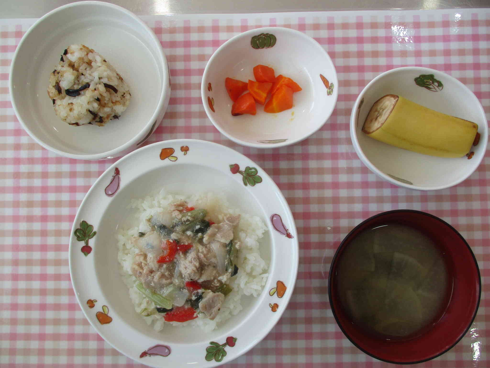 6月27日　給食（おやつ