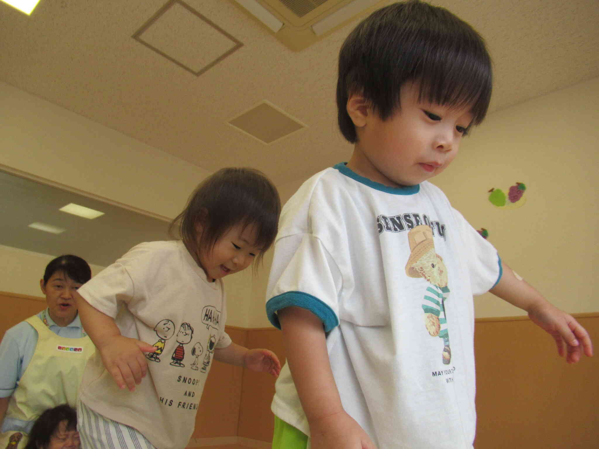 おもいっきり保育室で遊ぼう！【1歳児クラス：あひる組】