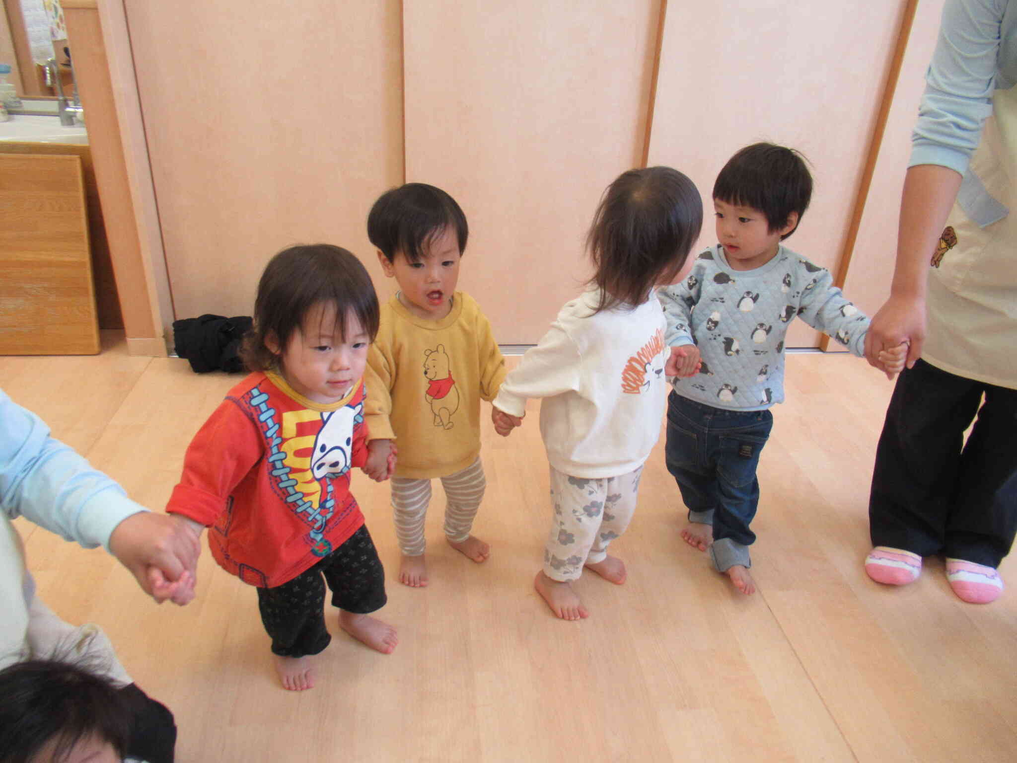 おもいっきりリトミック【０.１歳児クラス】