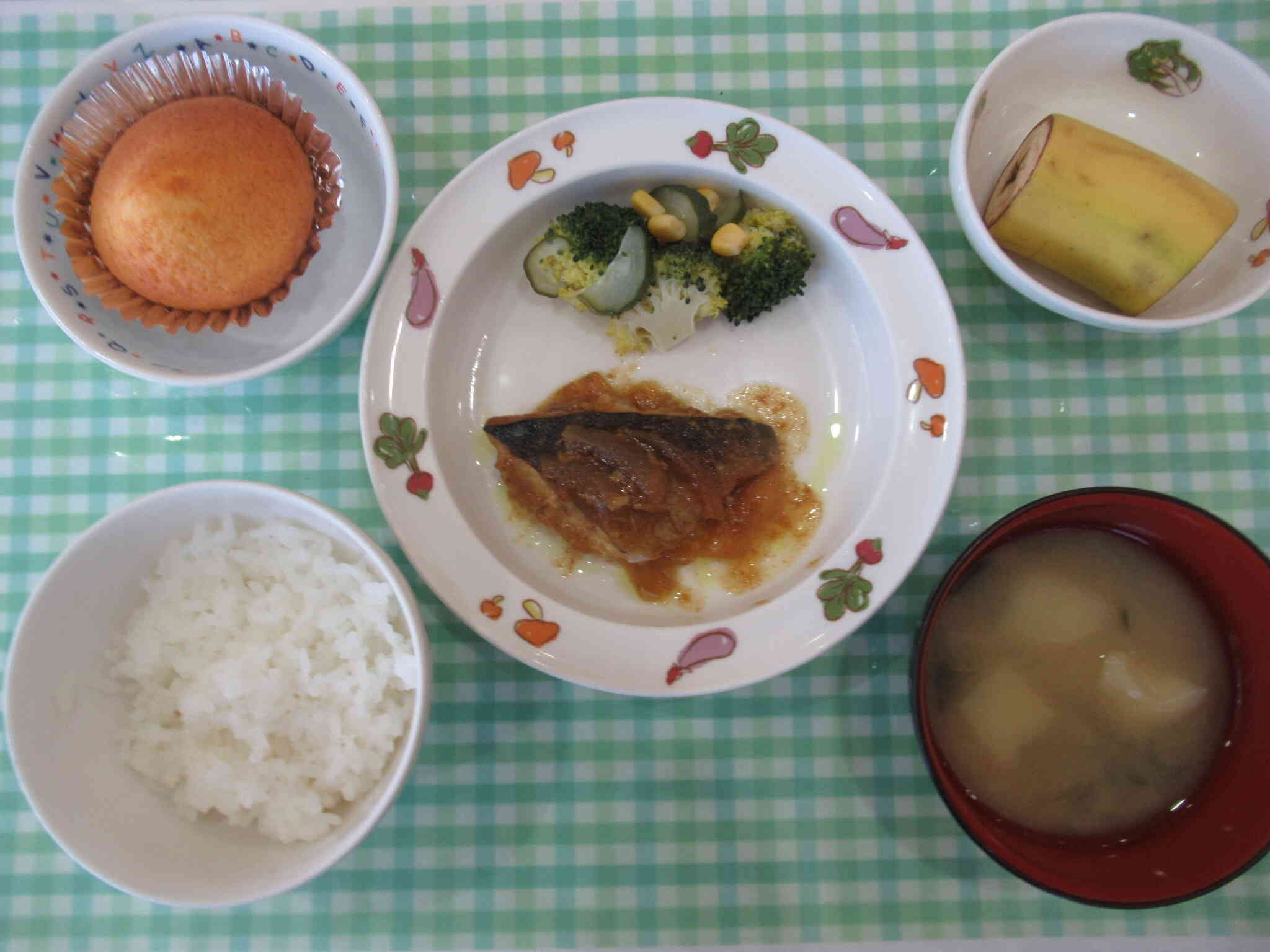 12月18日　給食　おやつ
