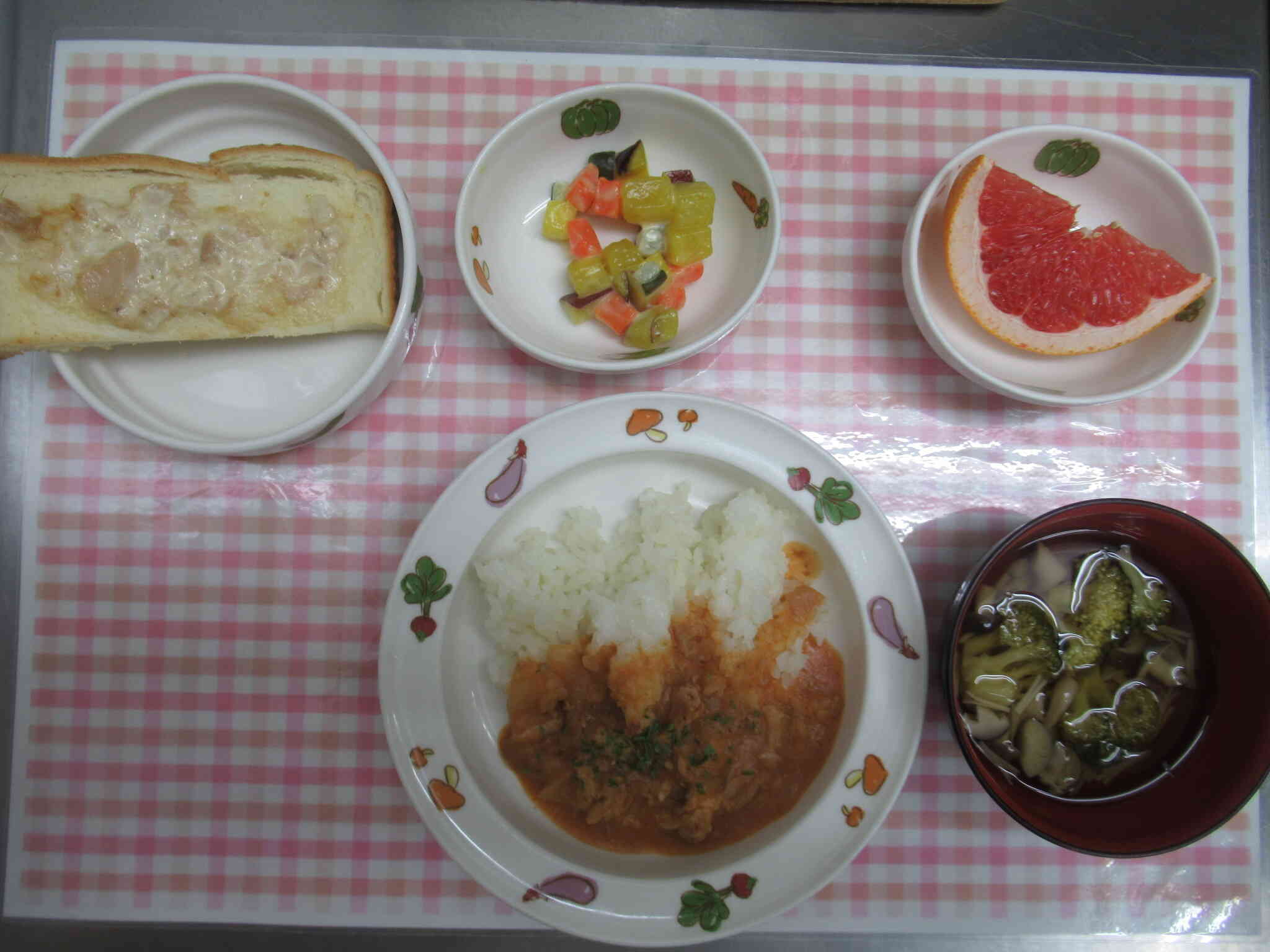 8月26日　給食・おやつ