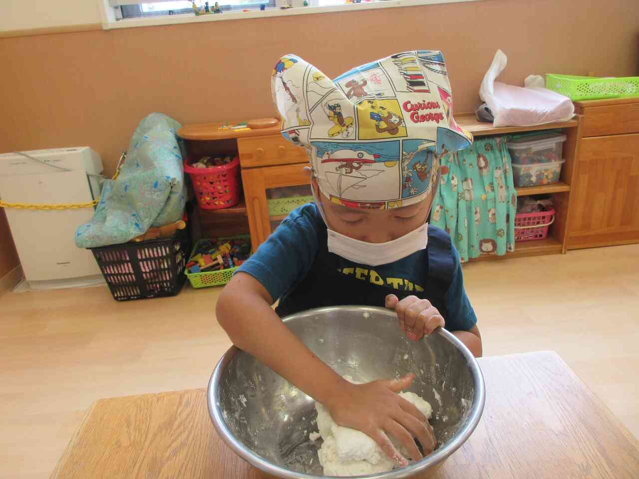 食育：おもいっきり　お月見団子づくり！【５歳児クラス：きりん組】