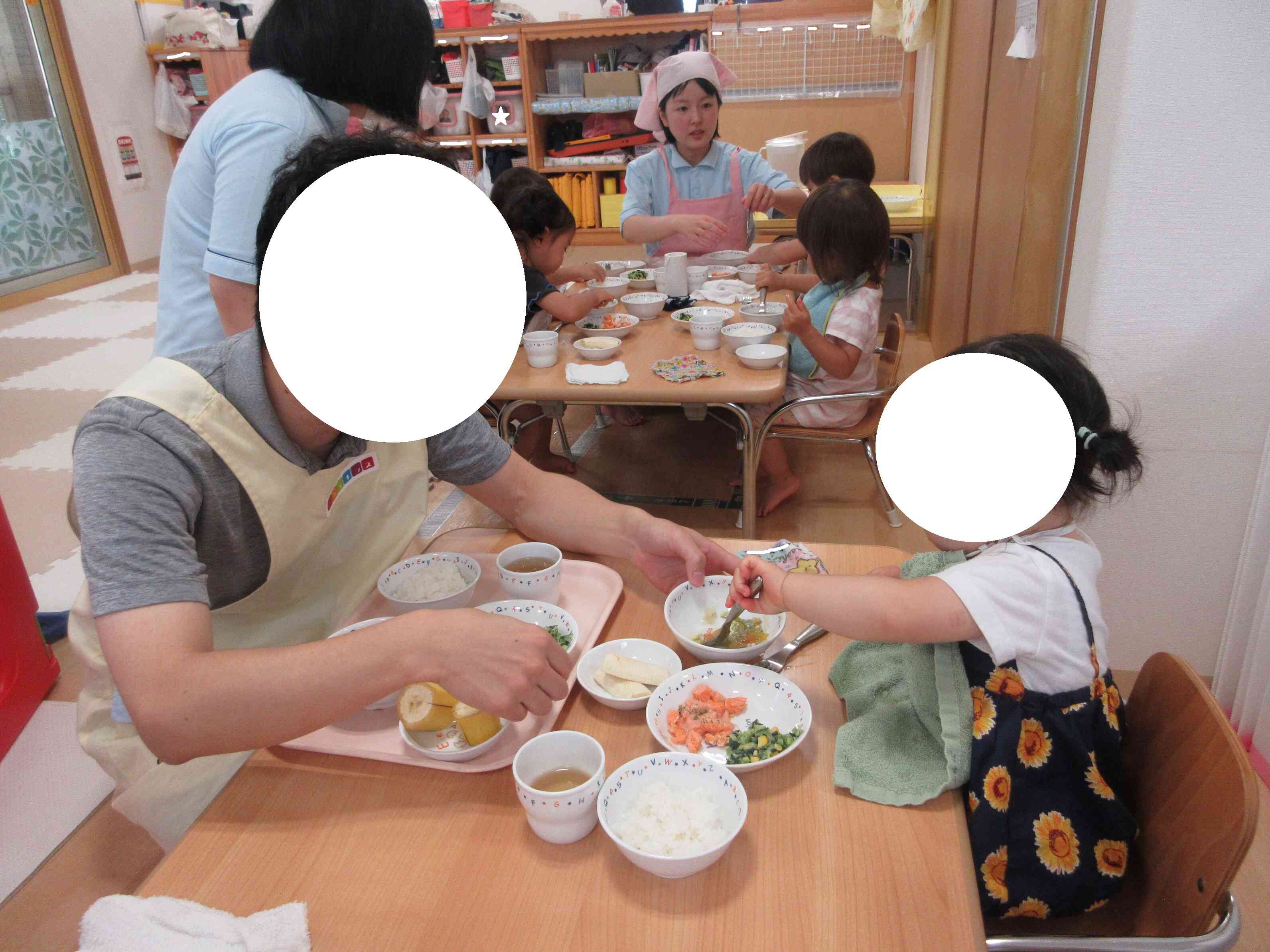 一緒に給食、嬉しいね☆