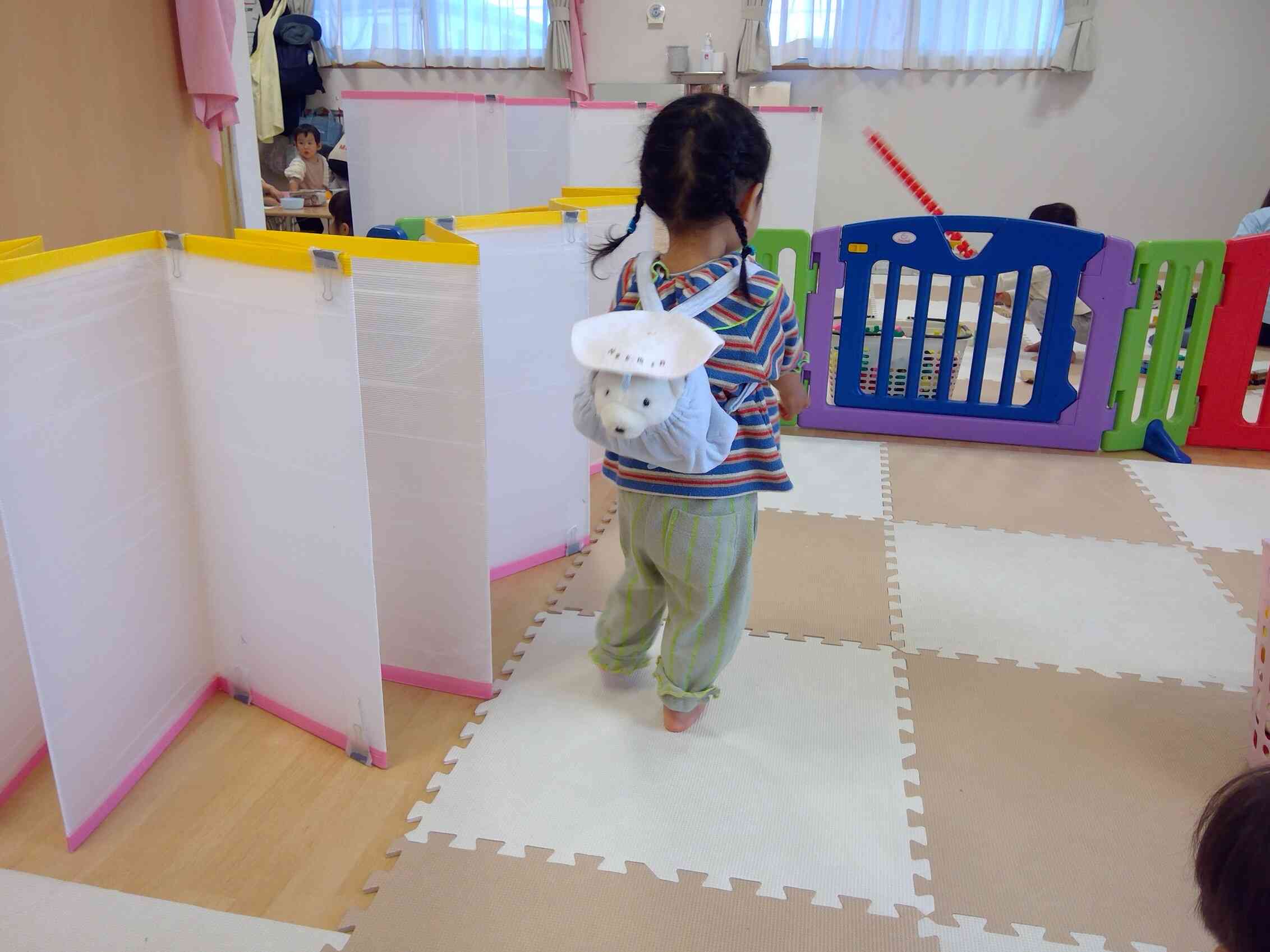 お人形あそび｜ニチイキッズ安曇野保育園｜ニチイキッズ