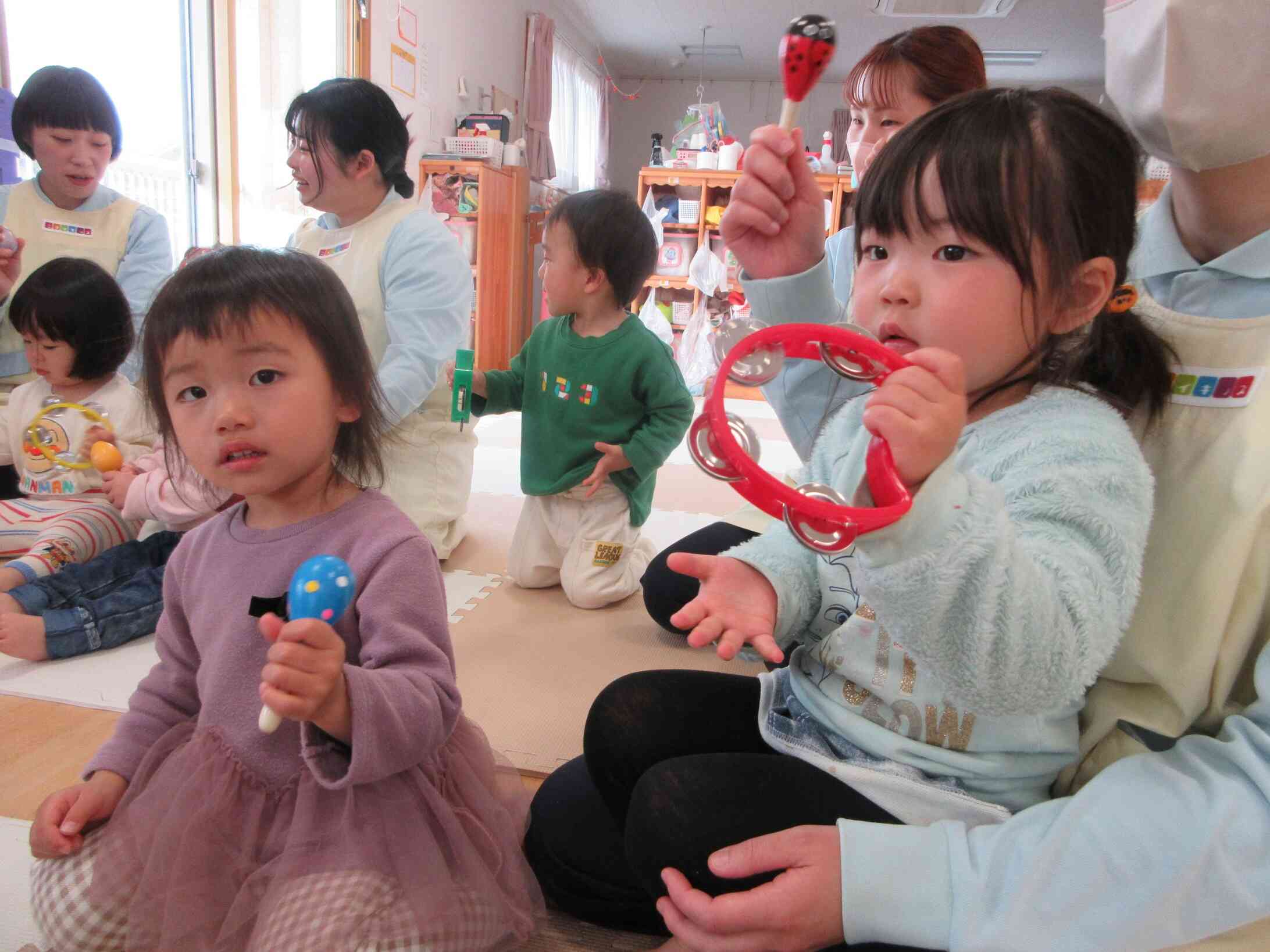 楽器を鳴らしてたくさんの歌に触れました