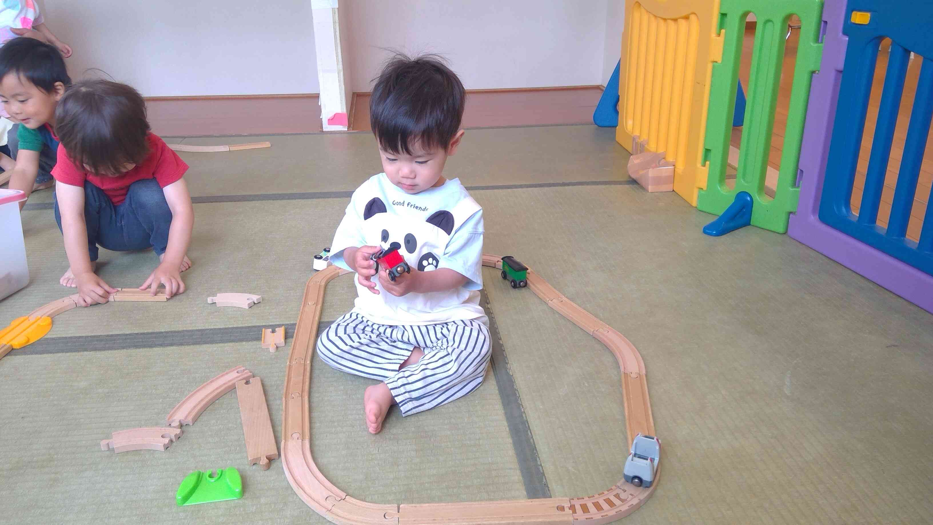 電車を研究中です。