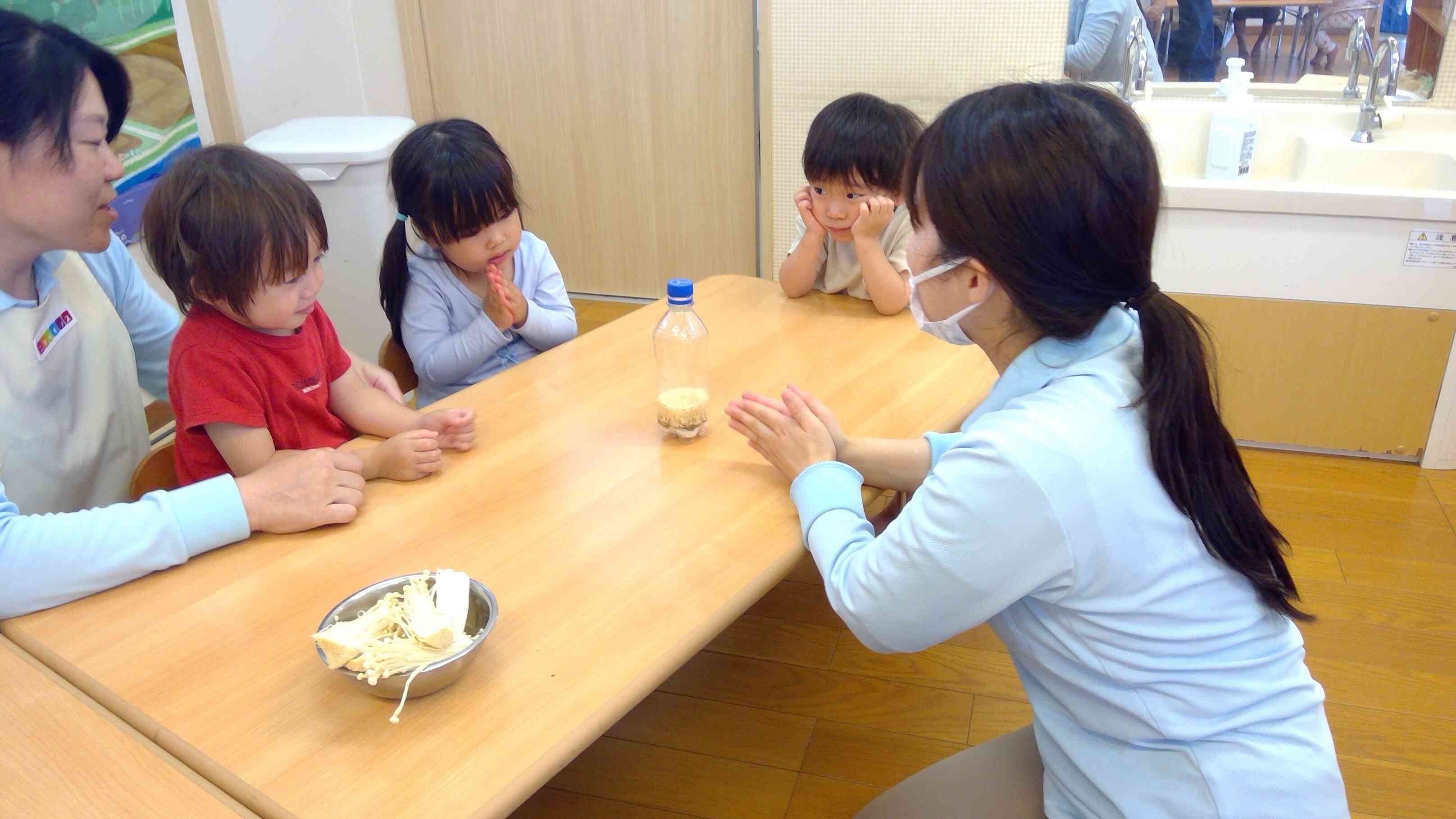 「赤ちゃん出てきますよーに」みんなでお願いしました。