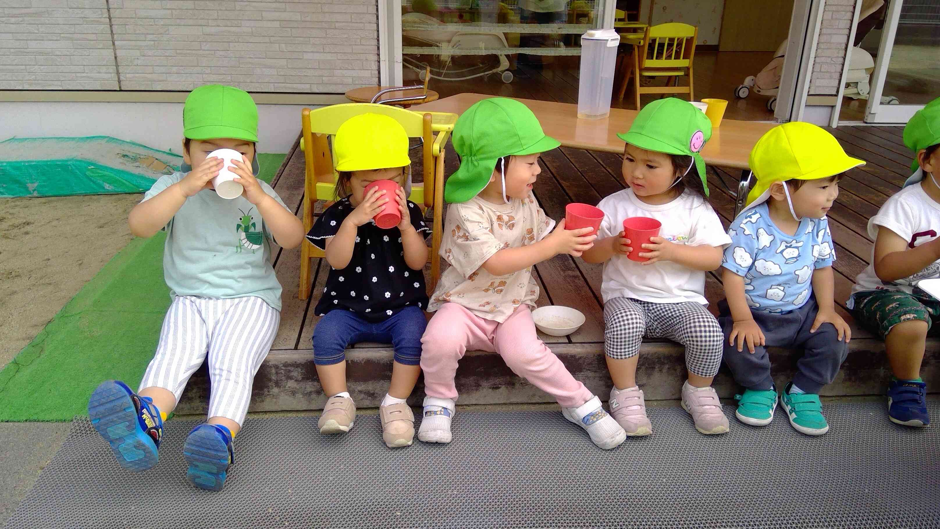 途中休憩のお茶タイム。
