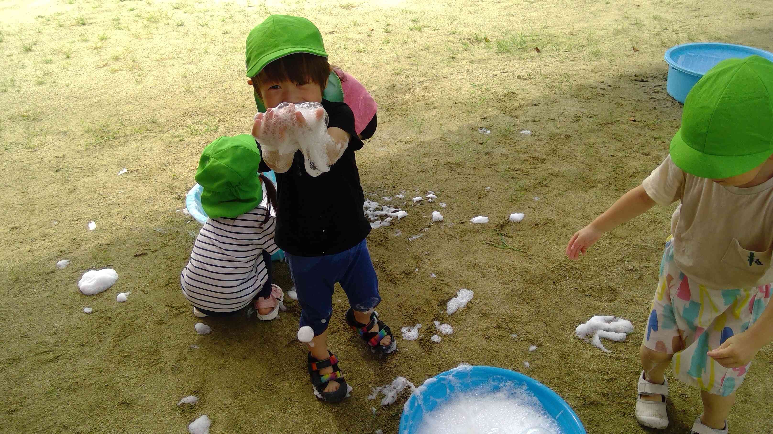 おもいっきり泡あそび