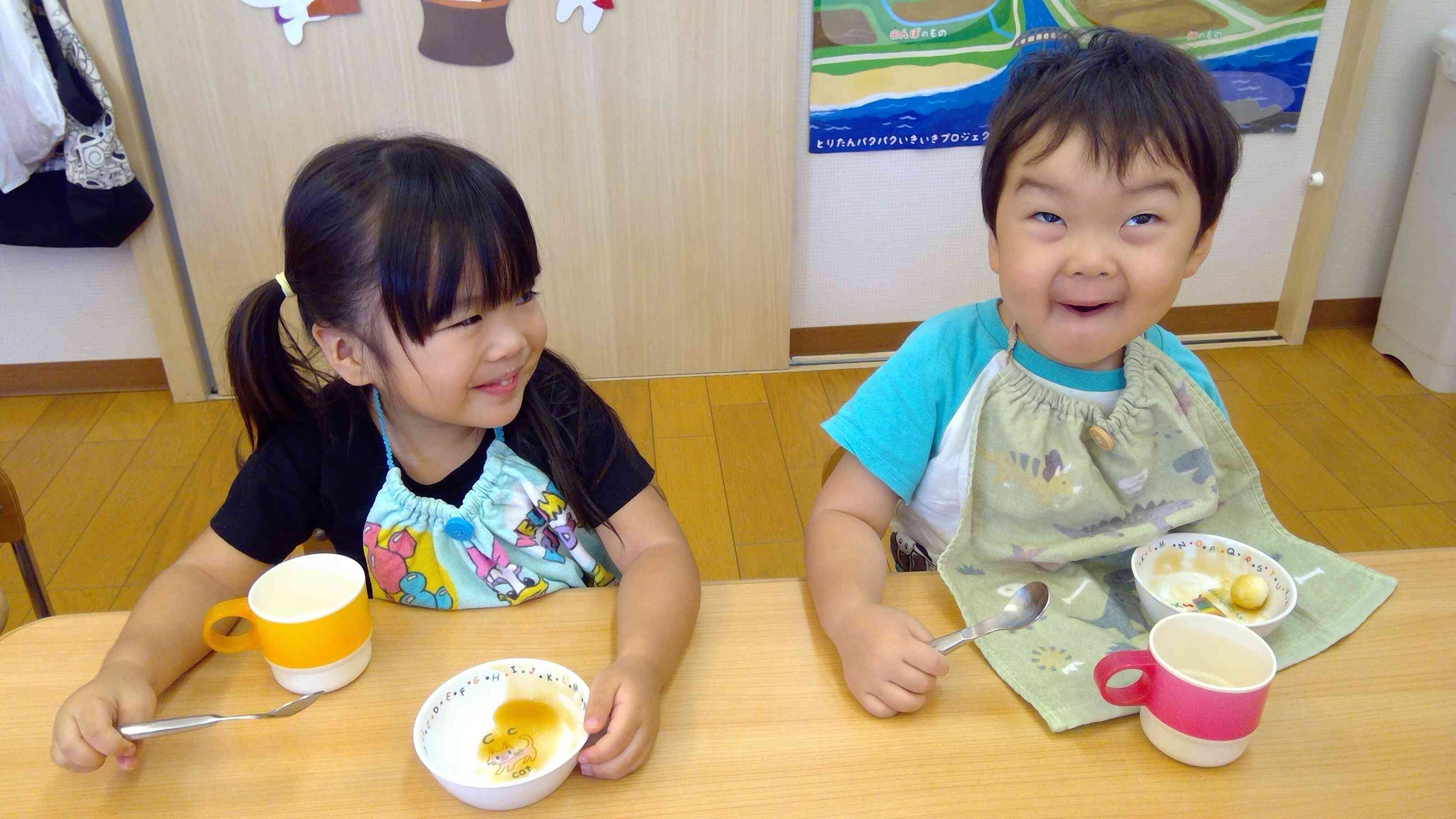 夜になったら、まん丸のきれいなお月様、見えるといいね。