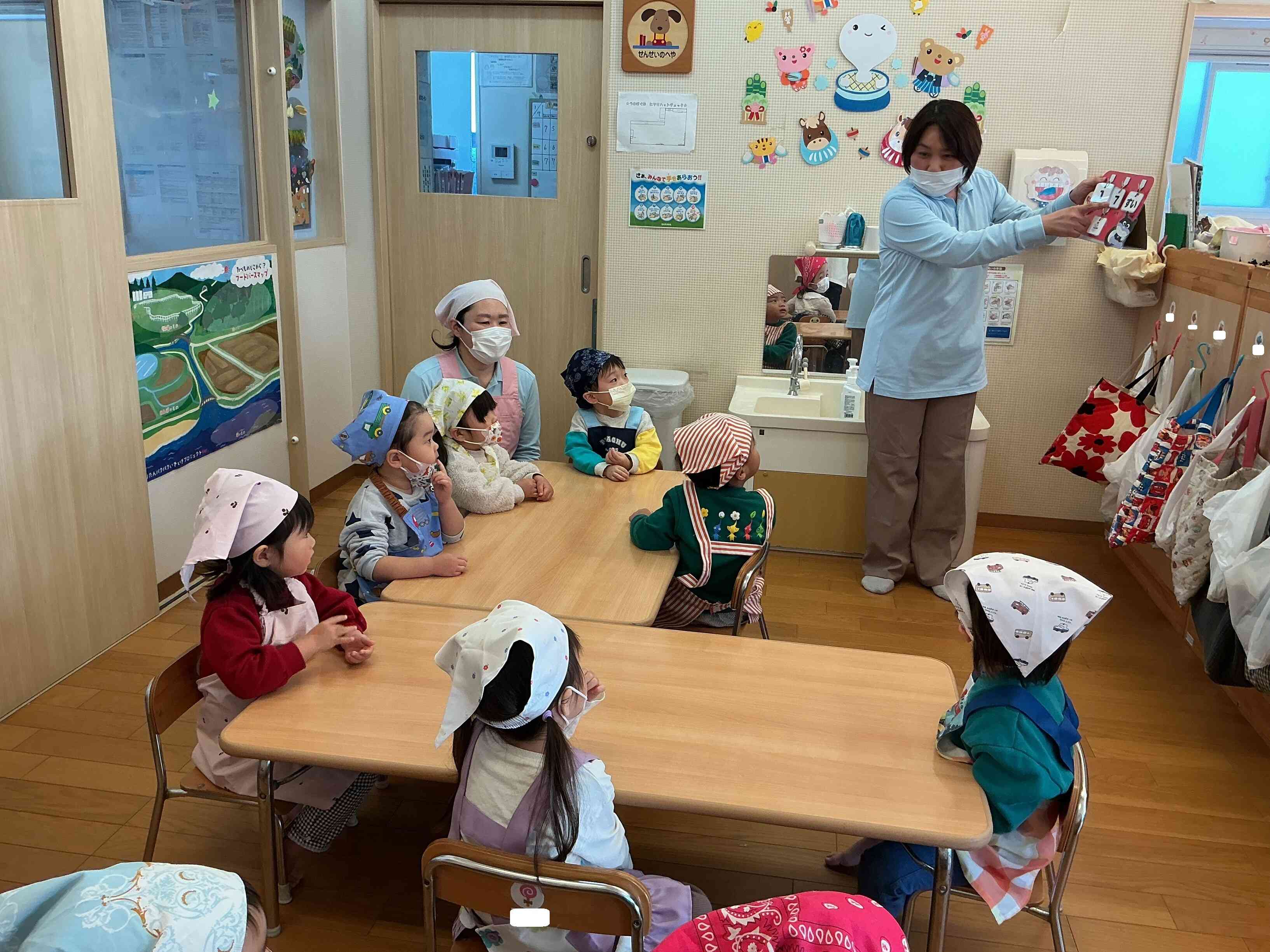 今日は1月7日、七草の日なんだよ～、と教えてくれました。