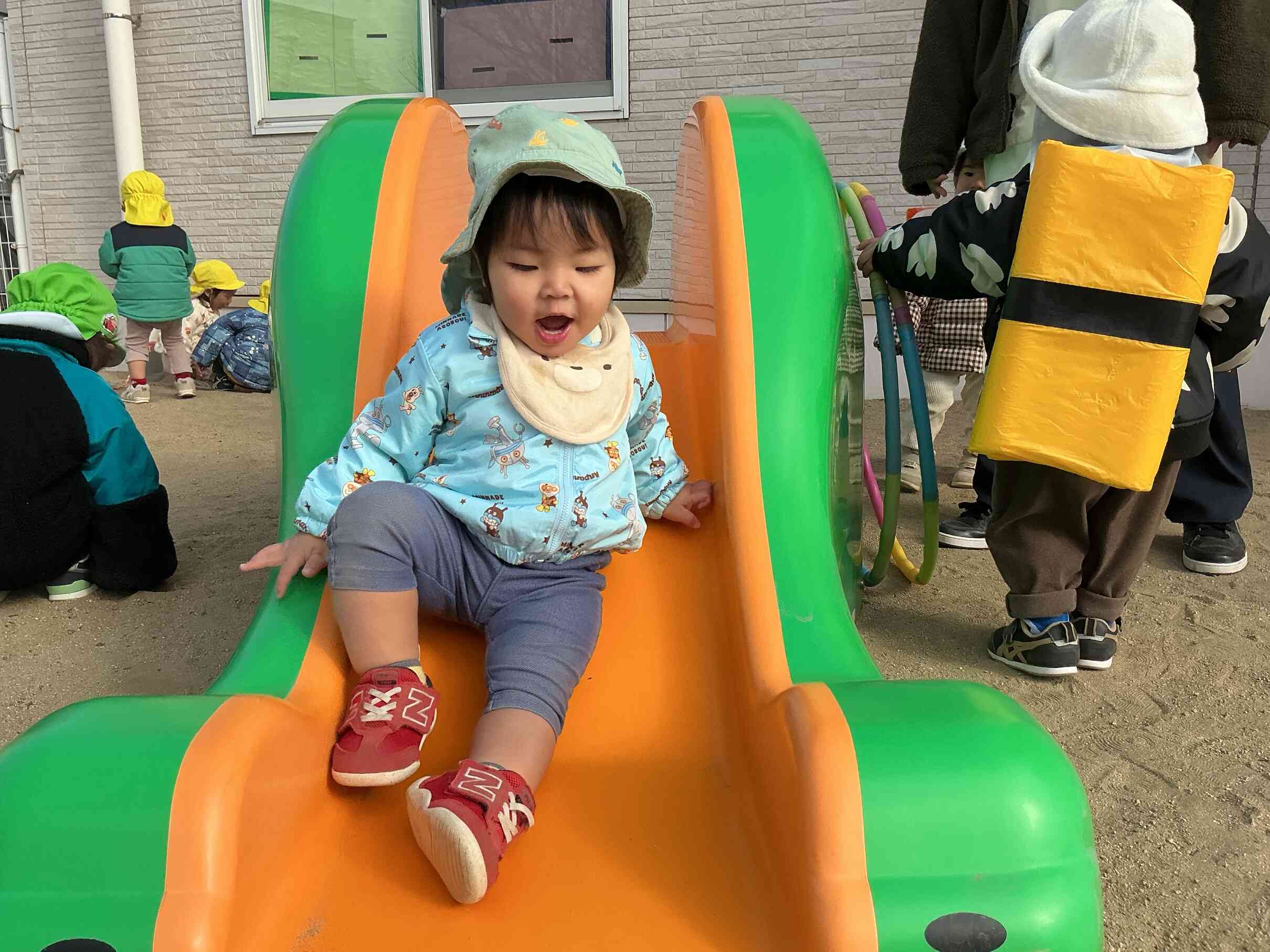 すべり台楽し～。