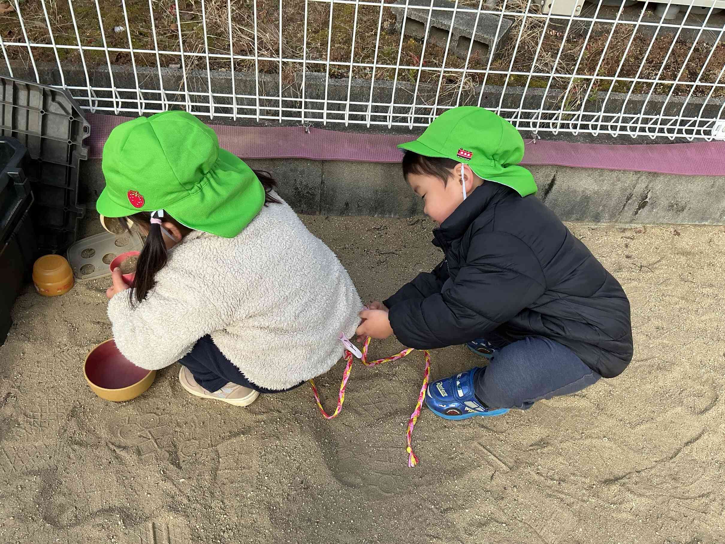 しっぽつけてあげるよ～。