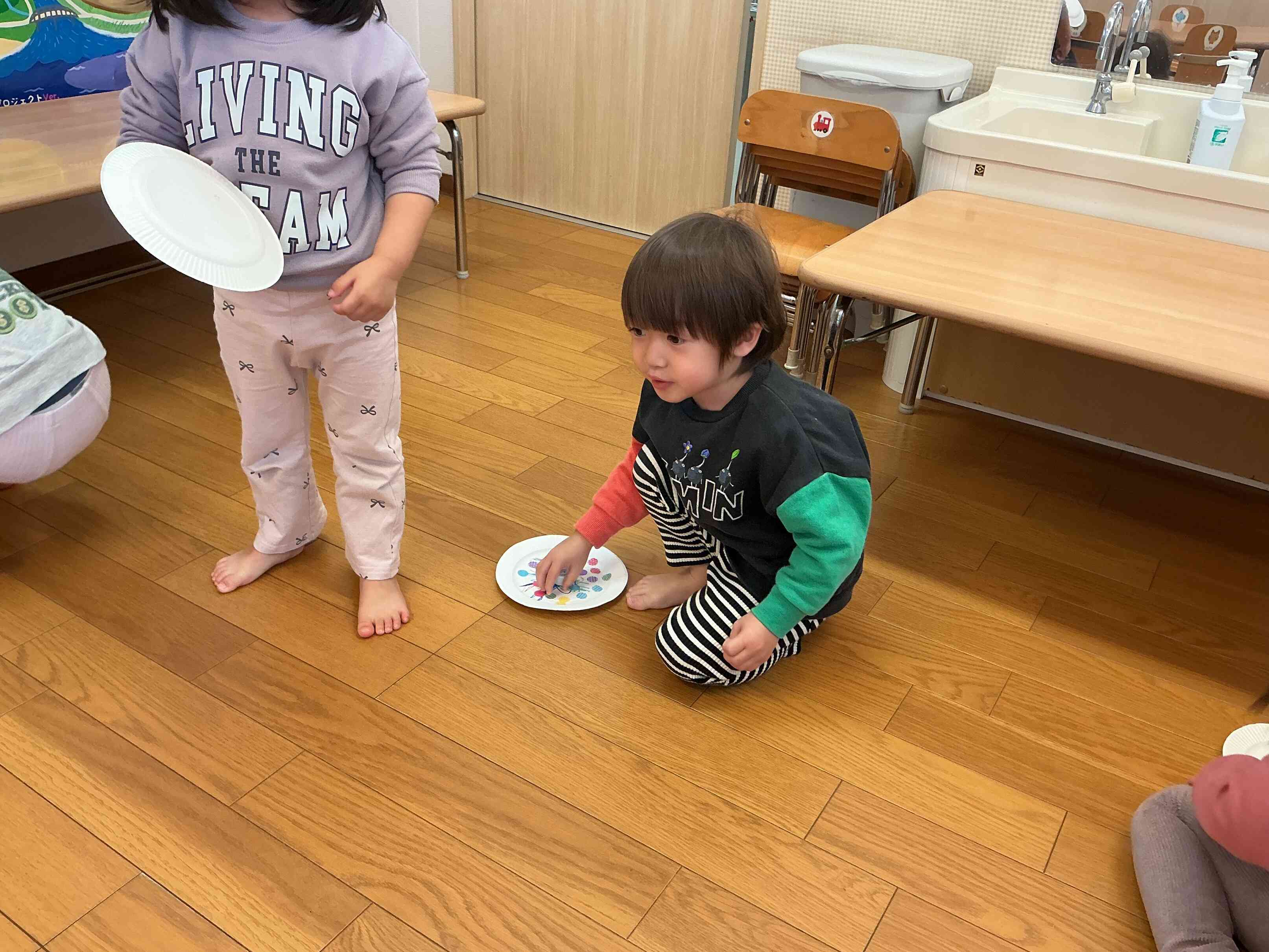 コマ回し大会スタート。