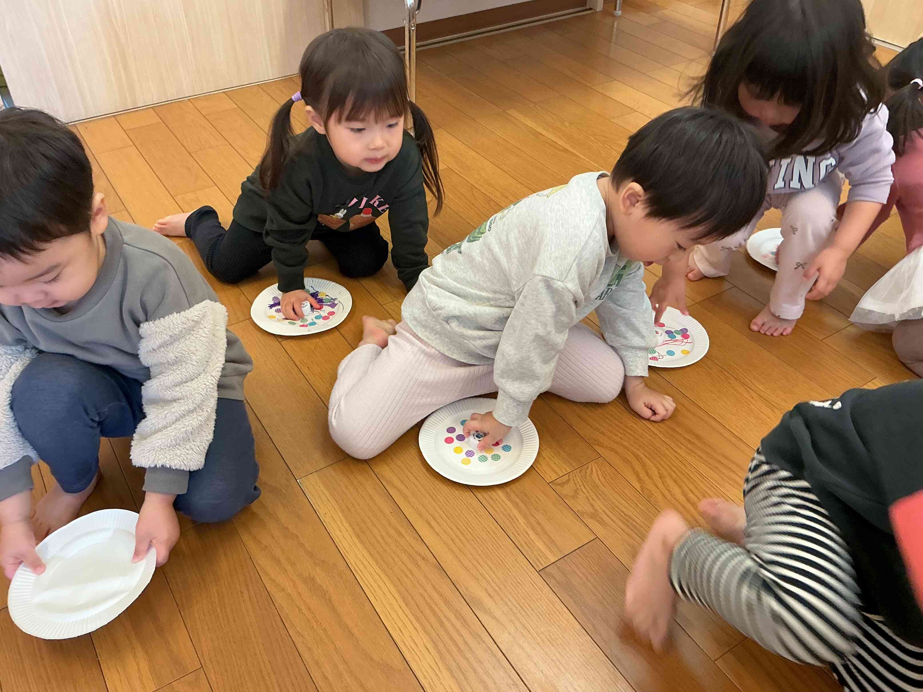 芯をしっかり持ってぐるん。