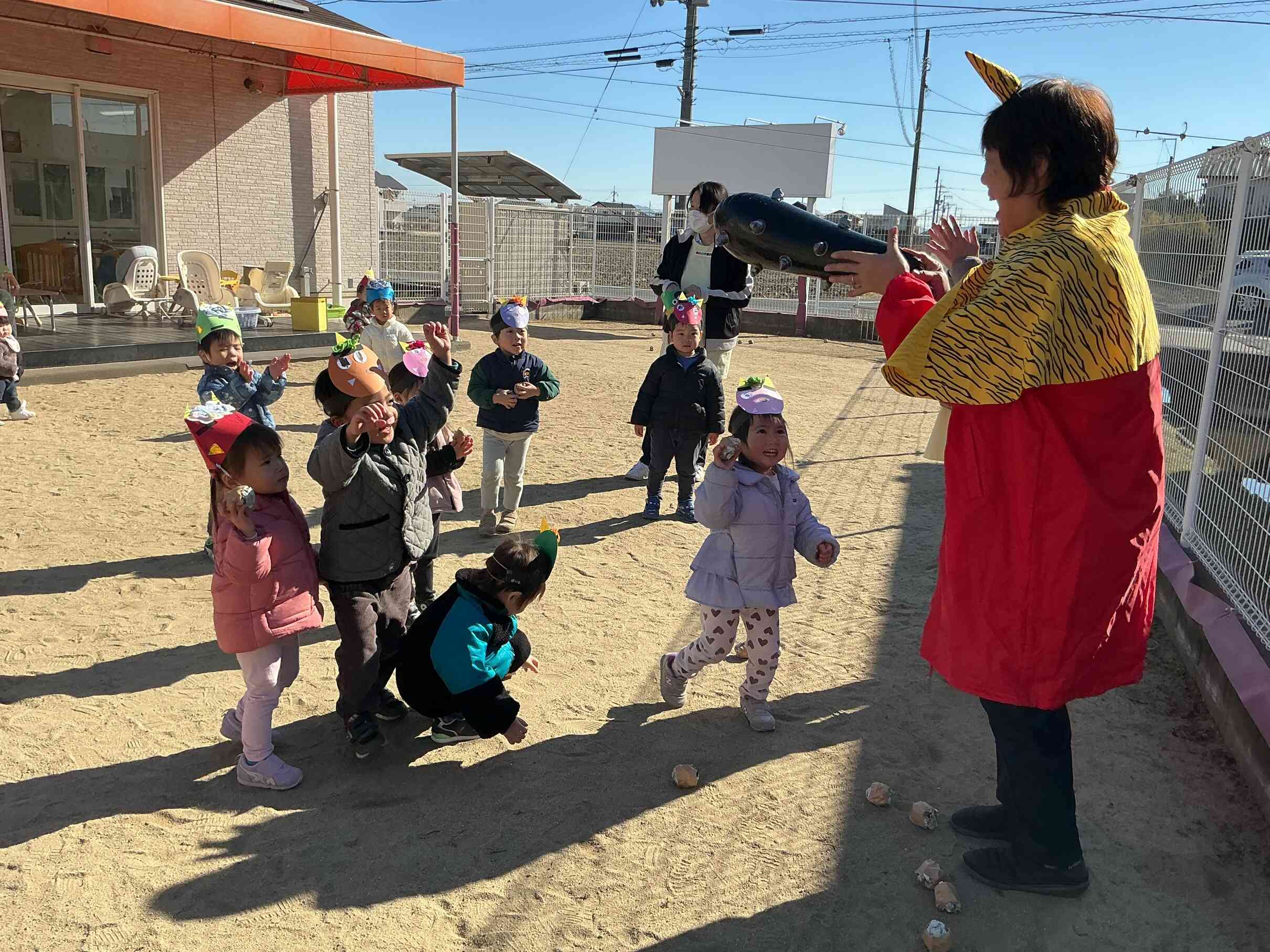 「泣き虫オニさん」「おこりんぼオニさん」「いじわるオニさん」みんなでやっつけたね～。