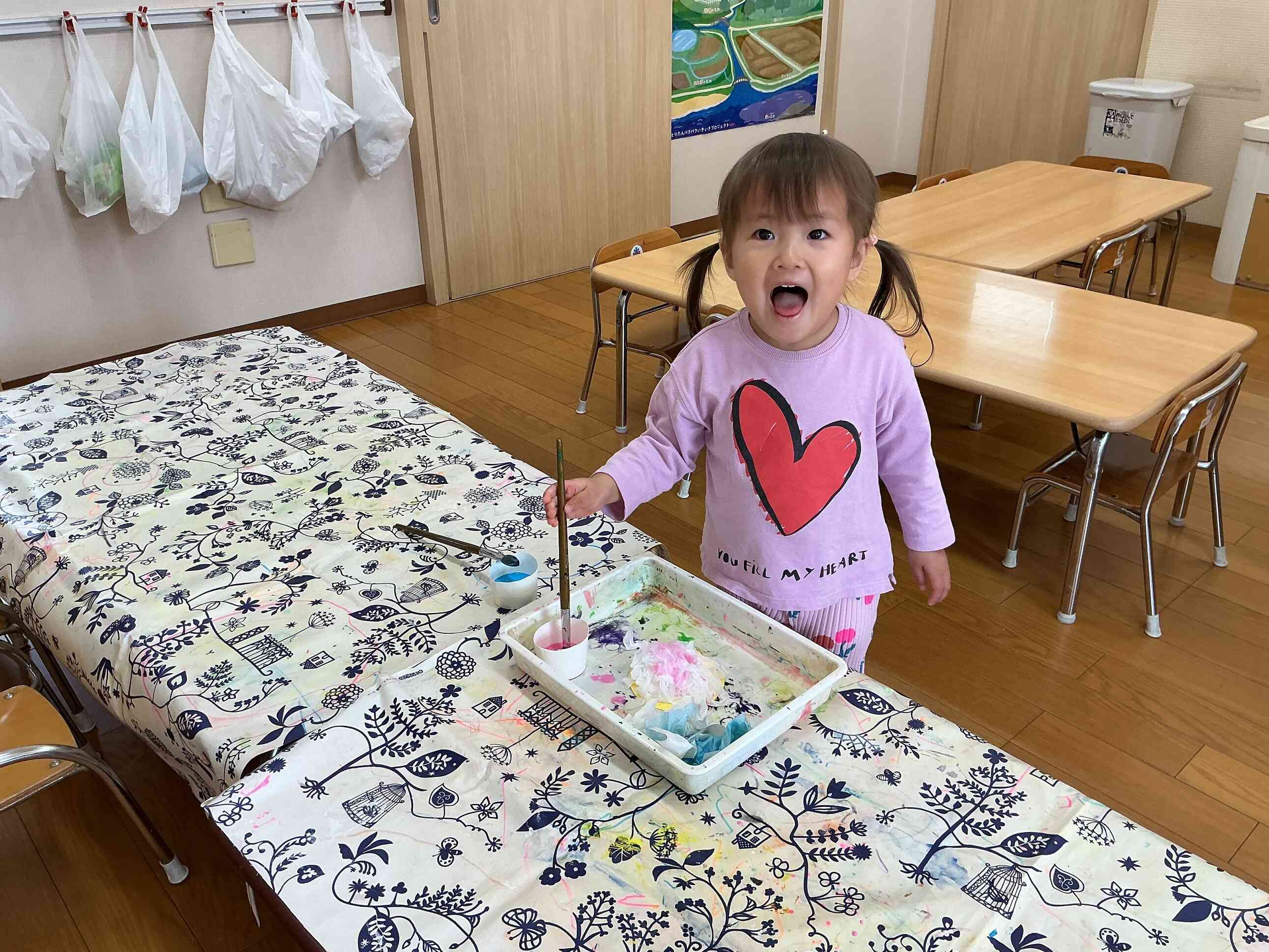 お花に色をつけるよ～