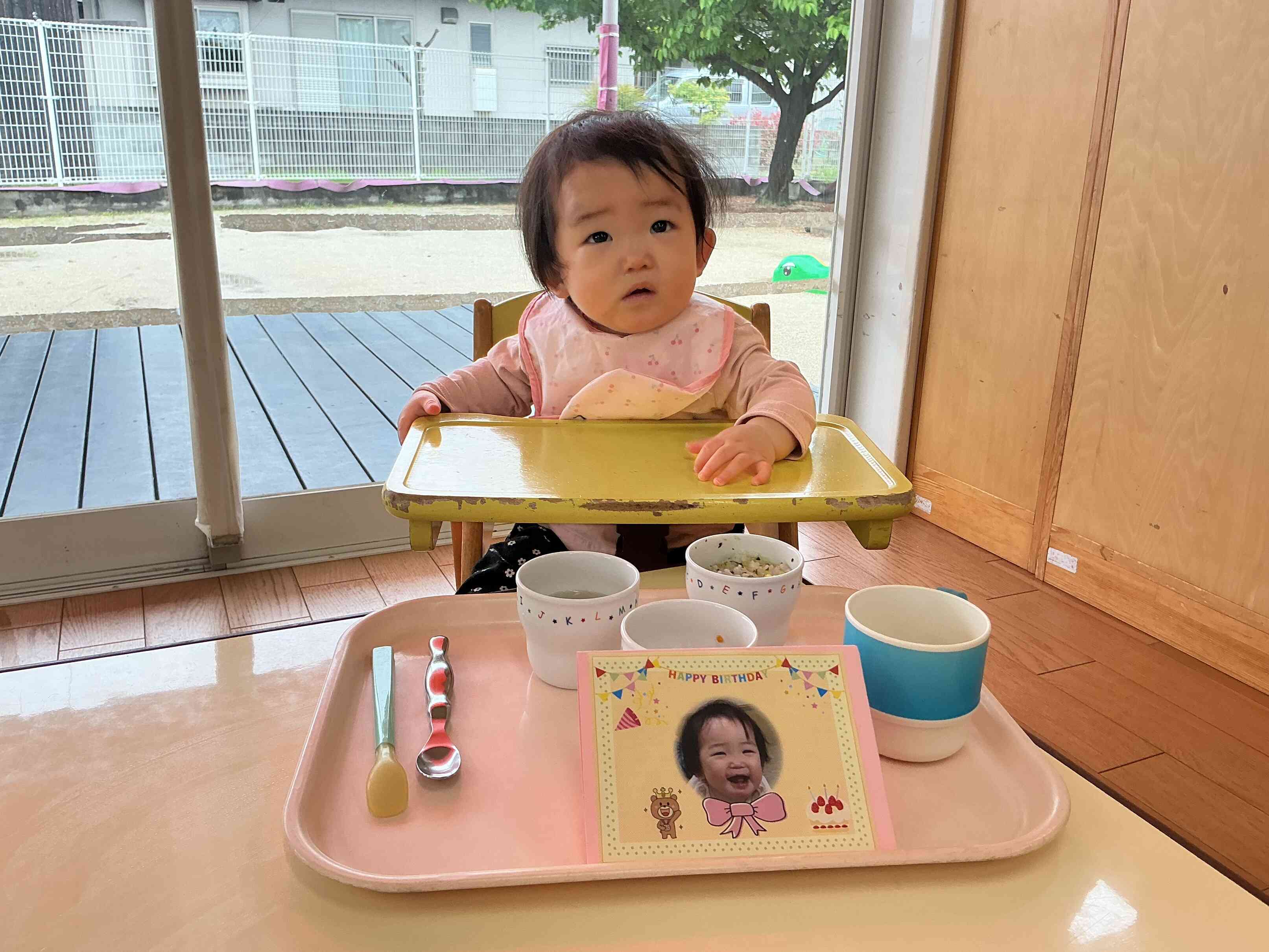 はやく食べたいな～。