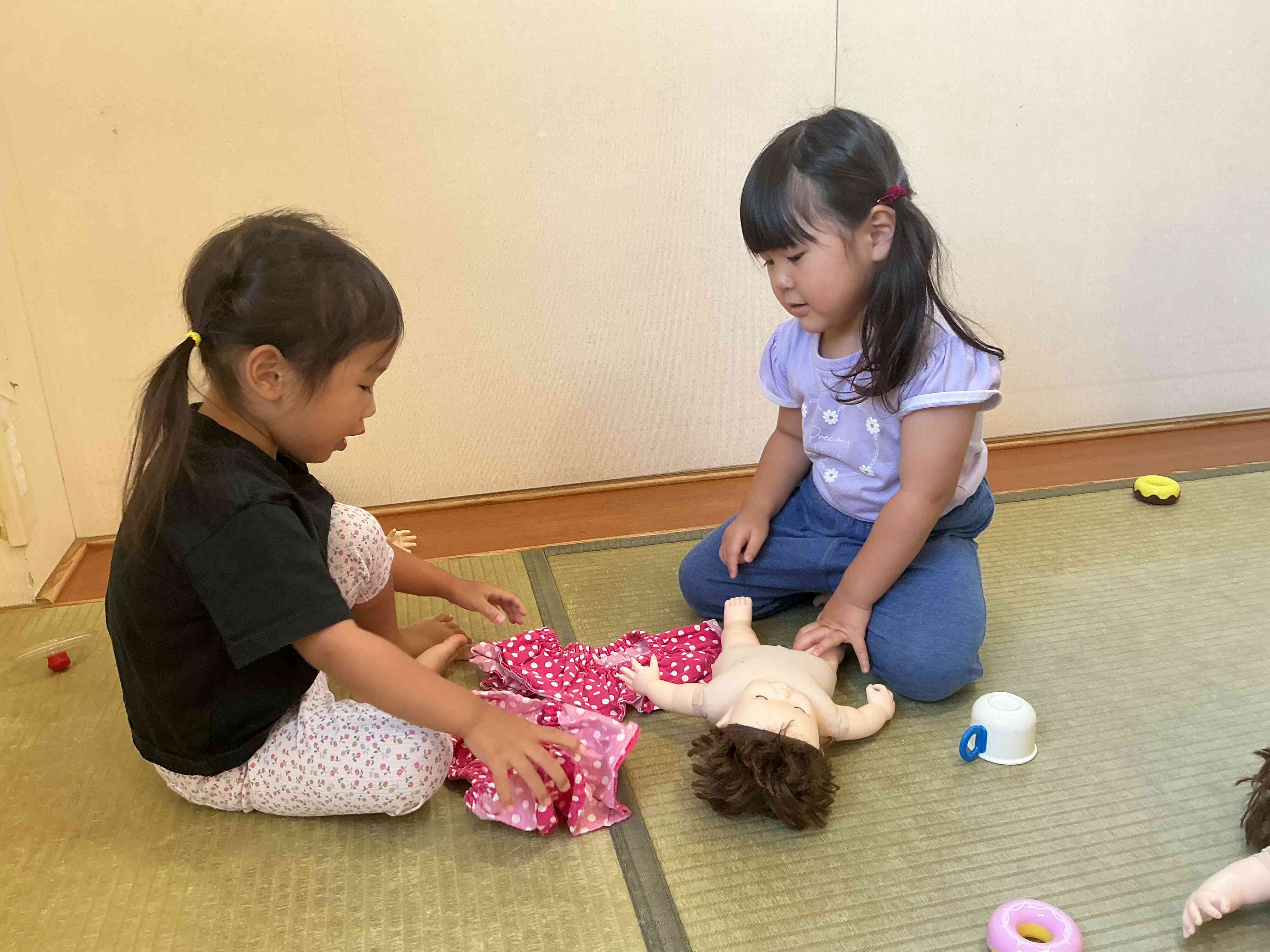 おにんぎょうごっこ
