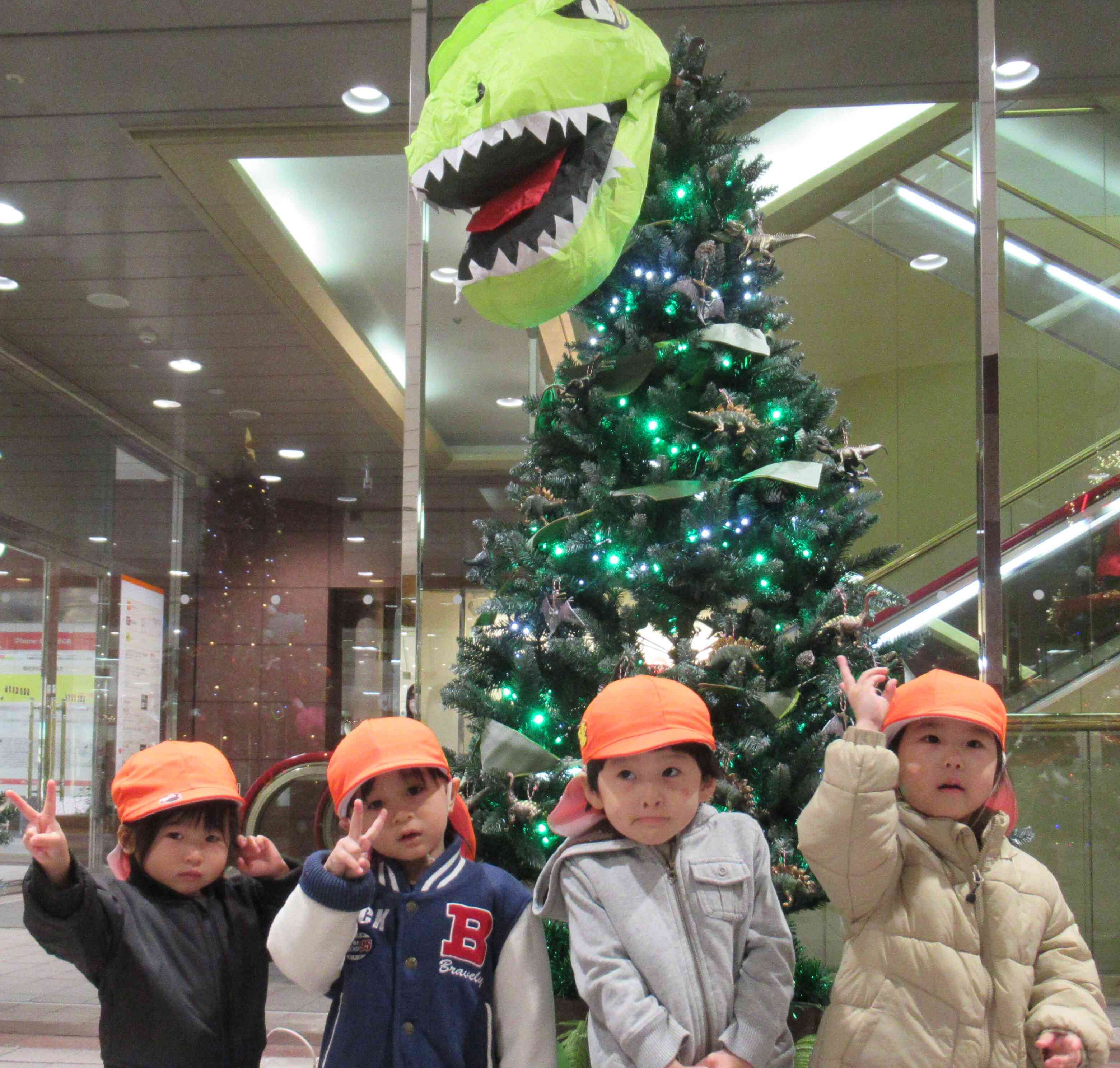 うさぎ組(2歳児) お散歩