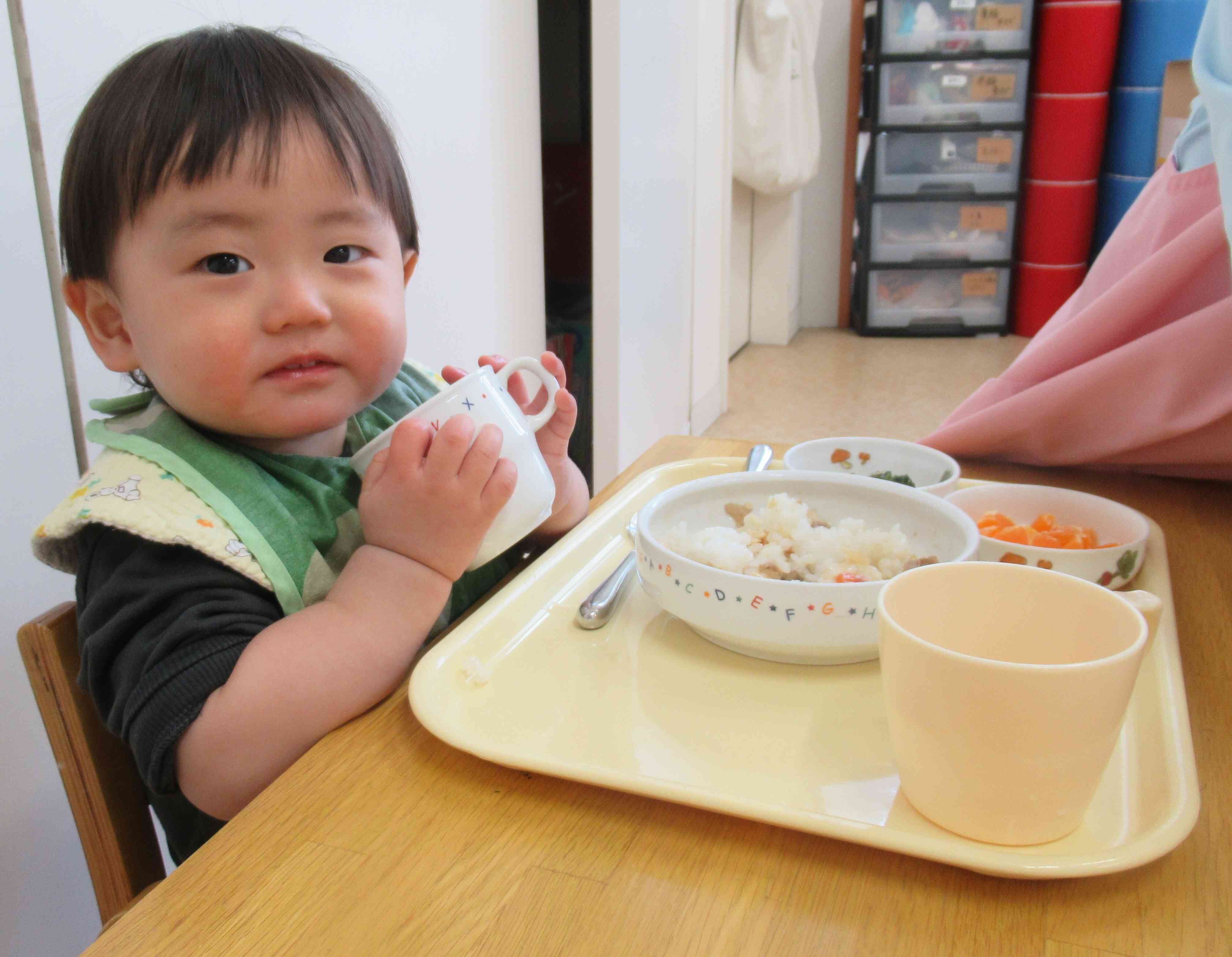 ひよこ組（0歳児）給食