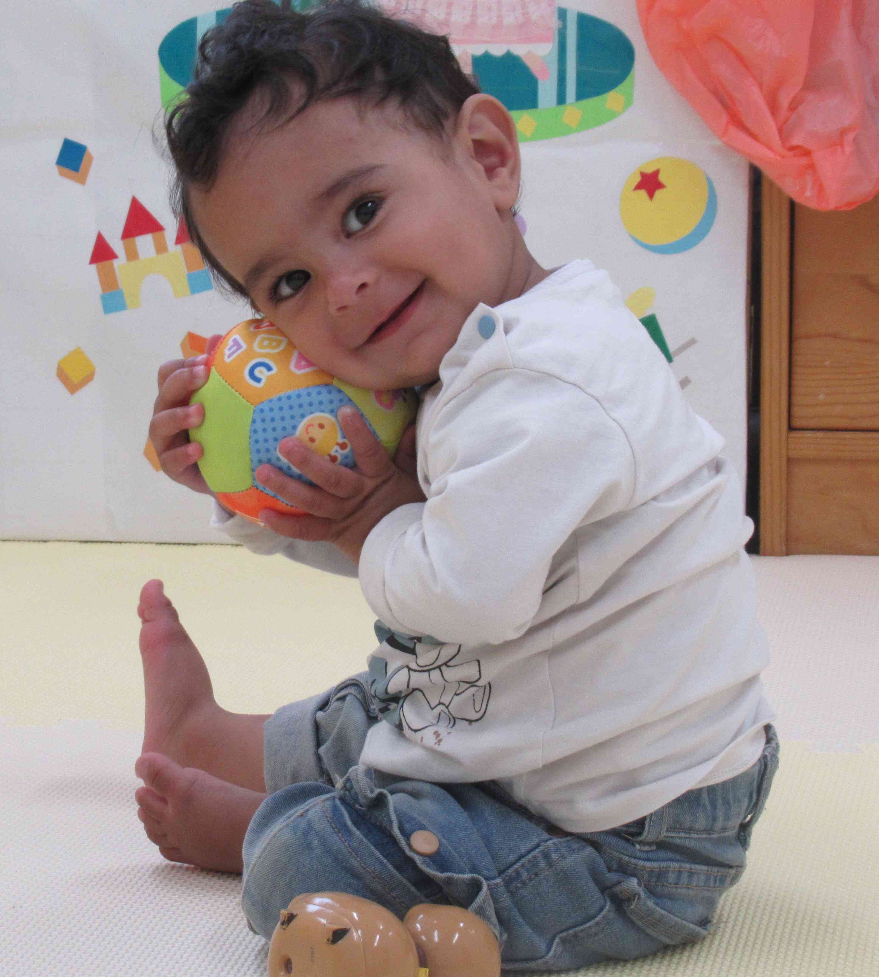 ひよこ組（０歳児）室内遊び