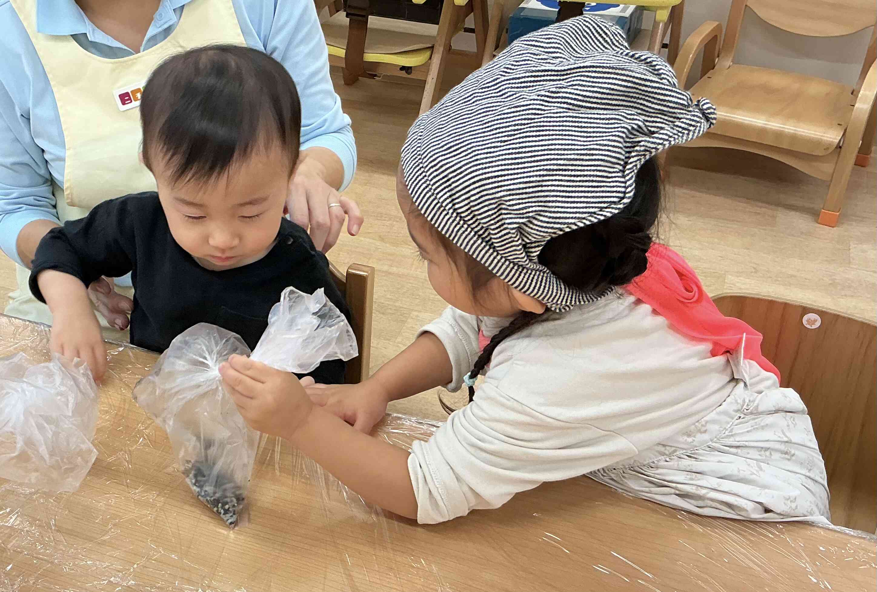 一緒にまぜまぜしようね！