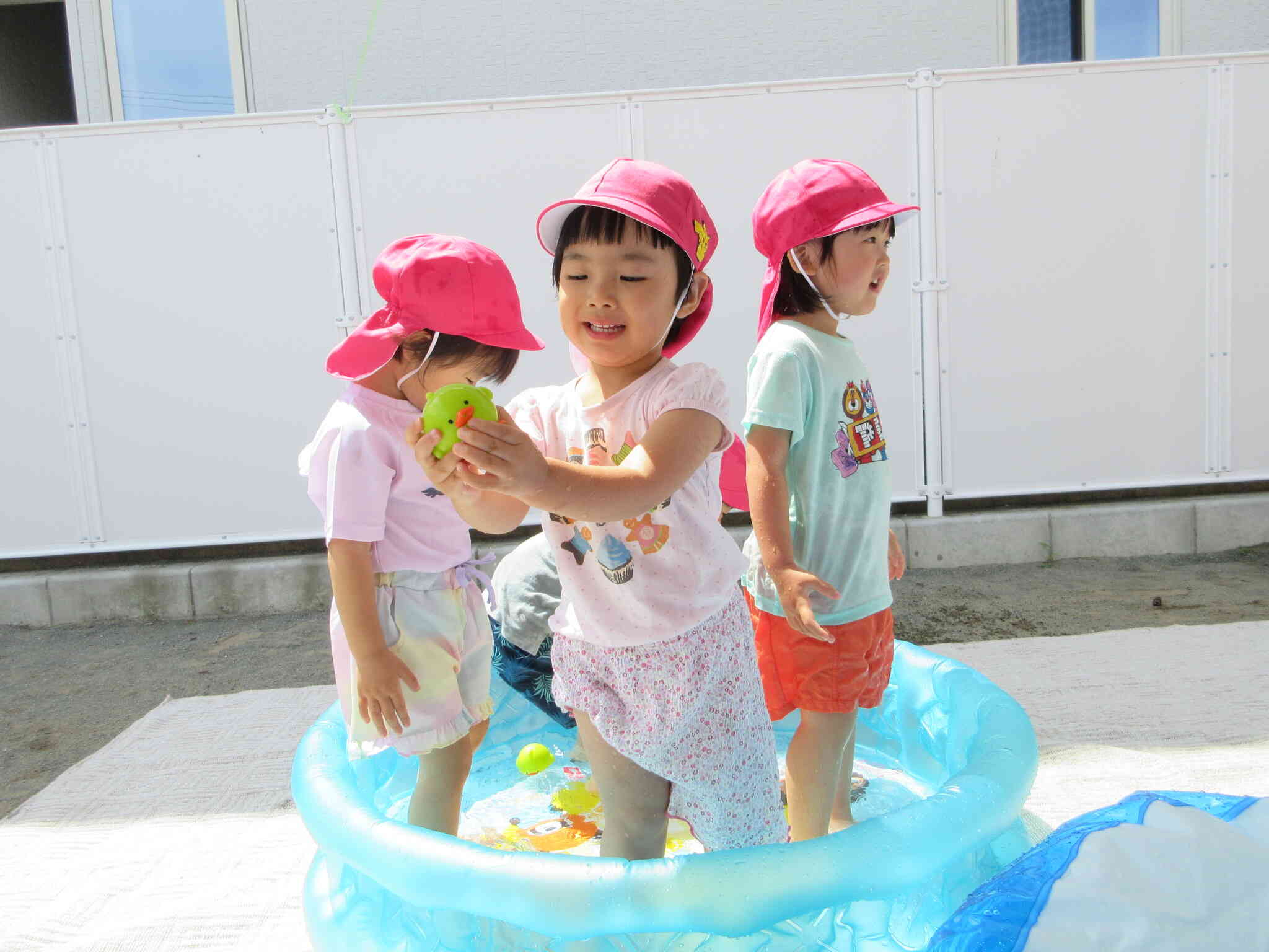 うさぎ組～水遊び