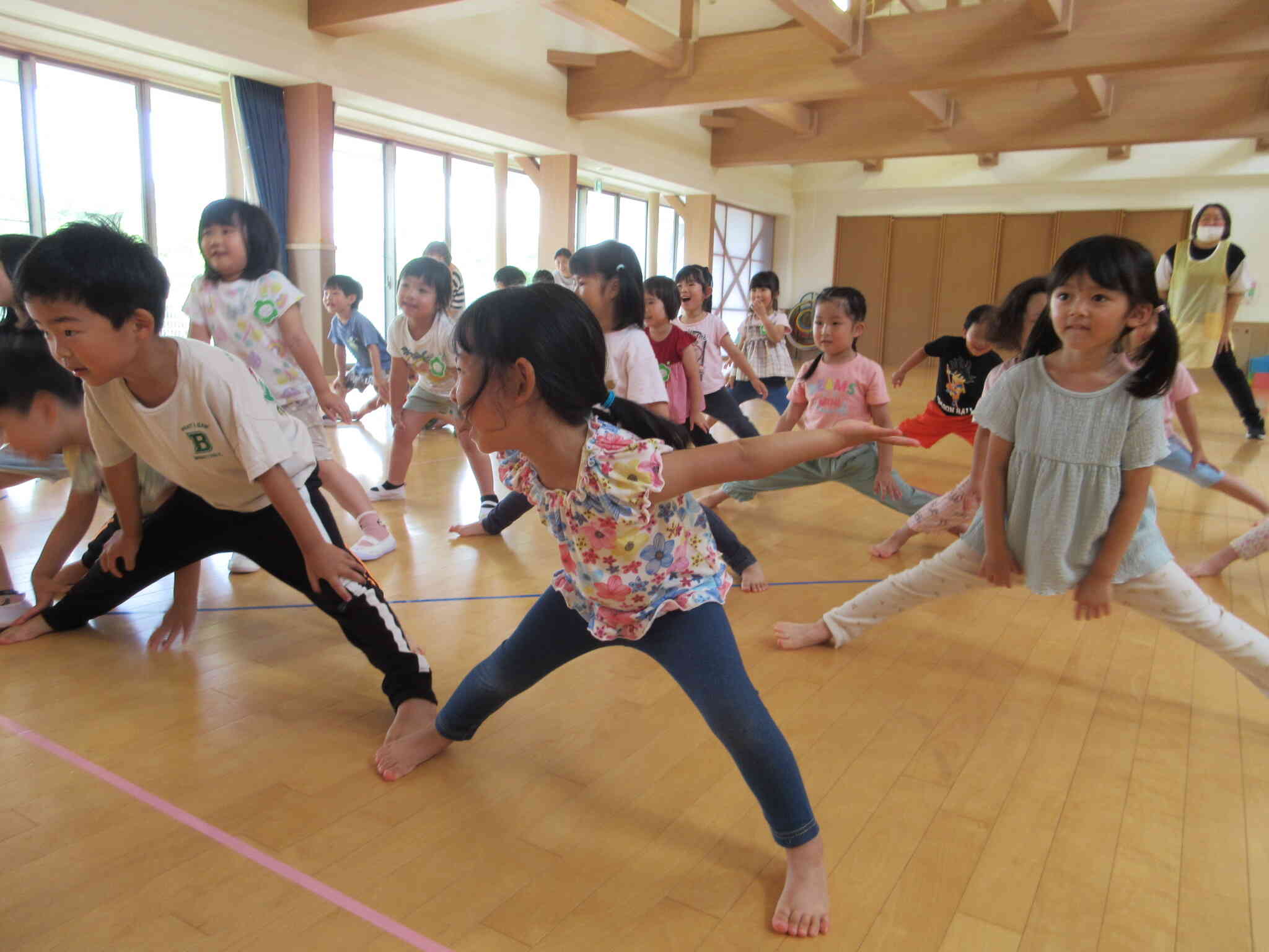 準備体操ですっかり緊張も解けた様子でした