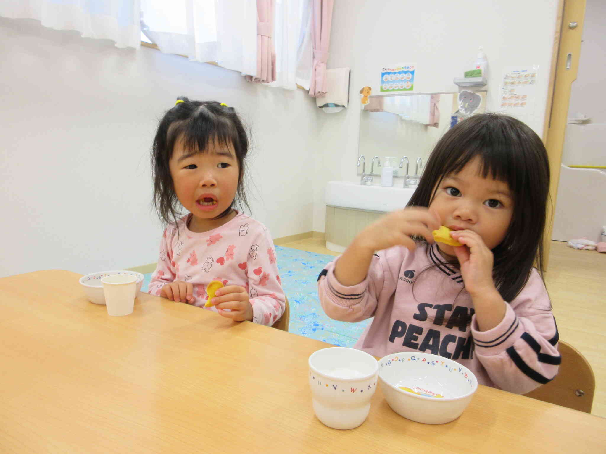 おやつもハロウィンでうれしいね