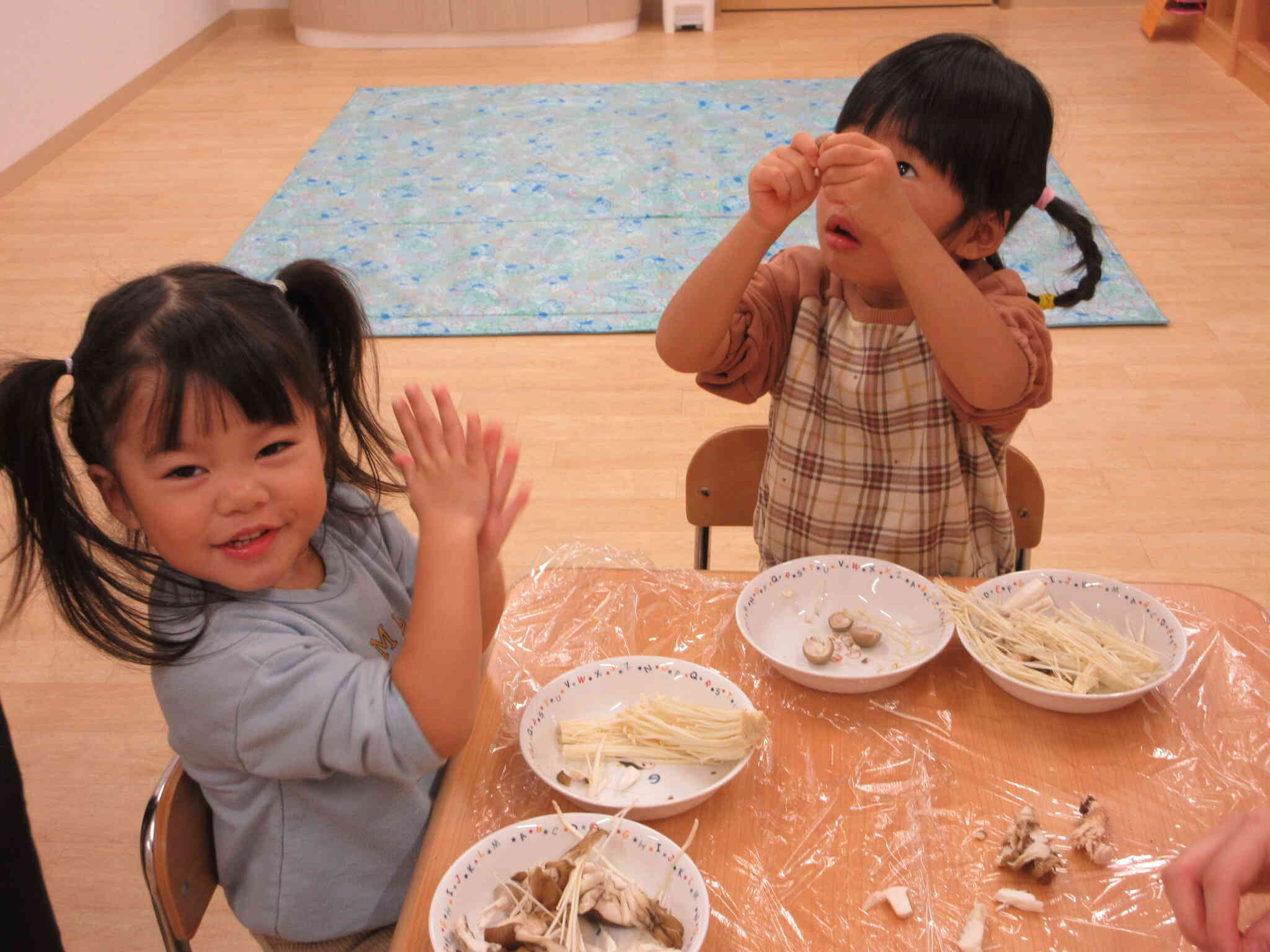 キノコご飯ができるの楽しみだね！