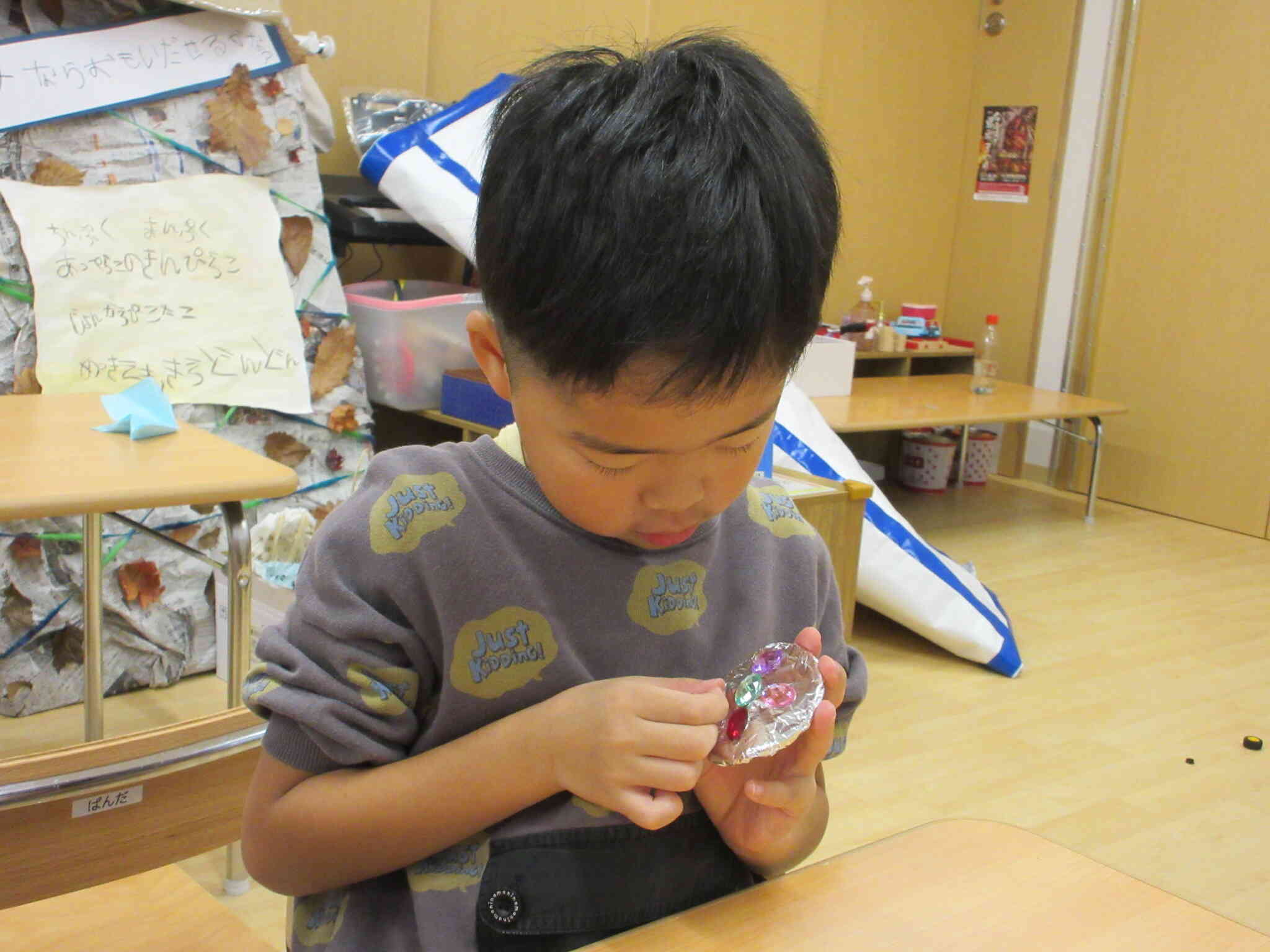 小道具も一つ一つ作りました。