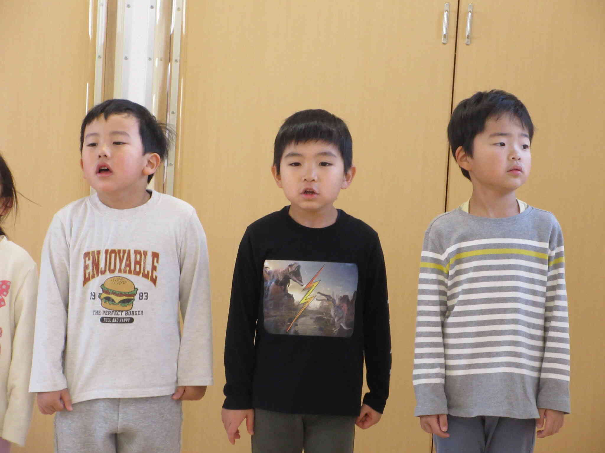 大きな声で歌って素敵ですね