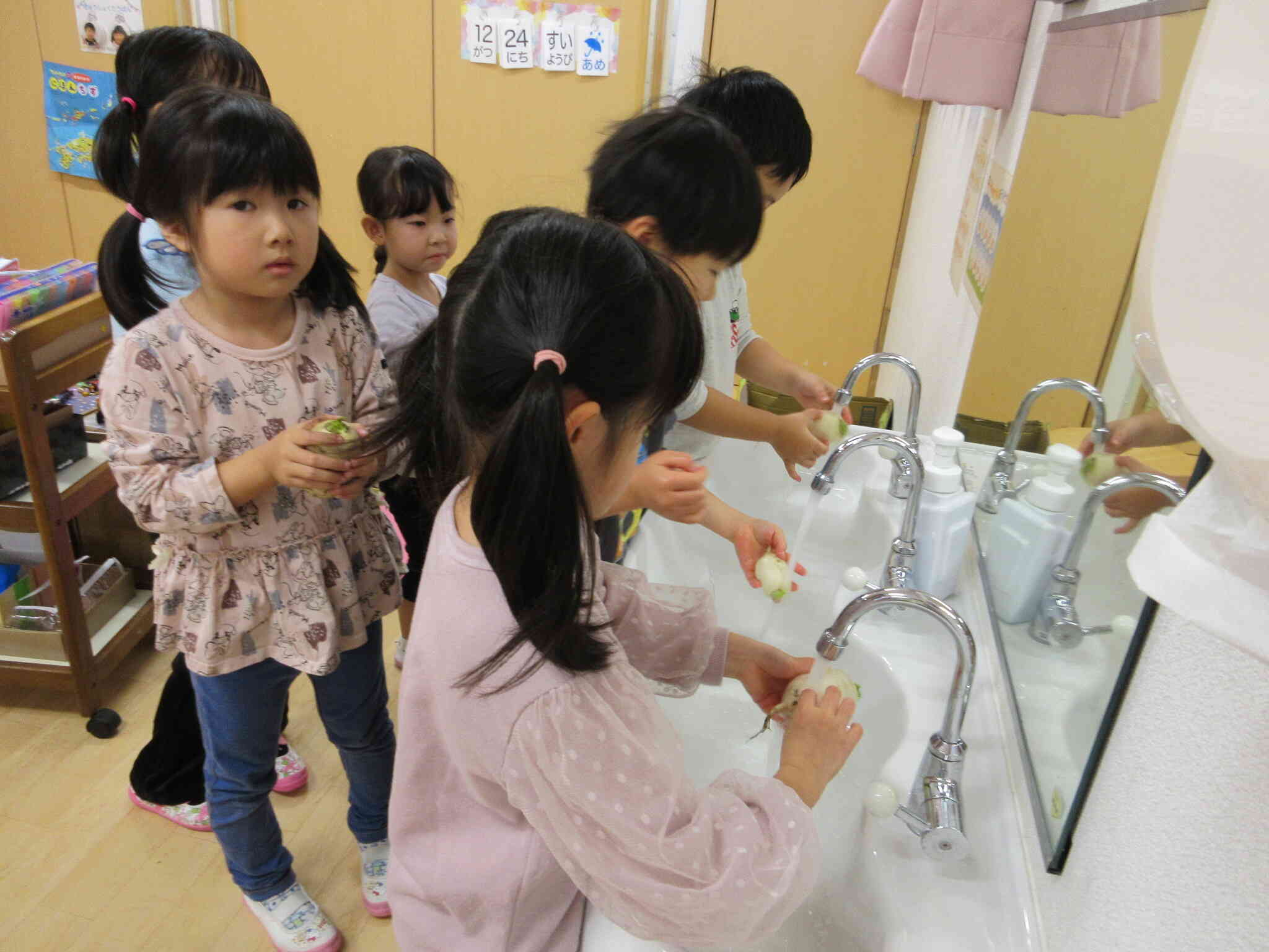 大根を綺麗に洗おう